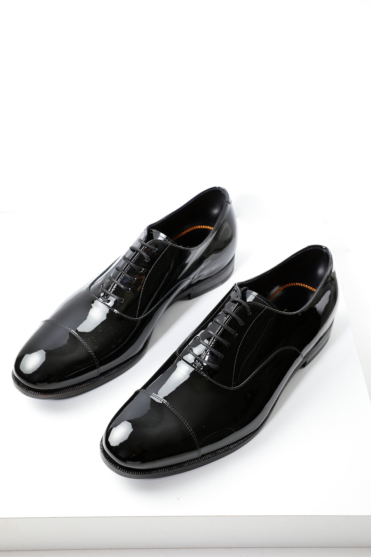 Henderson Bağcıklı Smokin Ayakkabısı