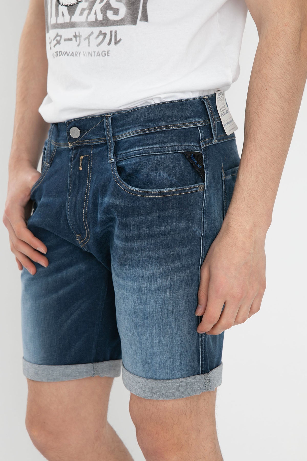 Replay Hyperflex X-Lite Re-Used Anbass Slim Fit Jean Şort