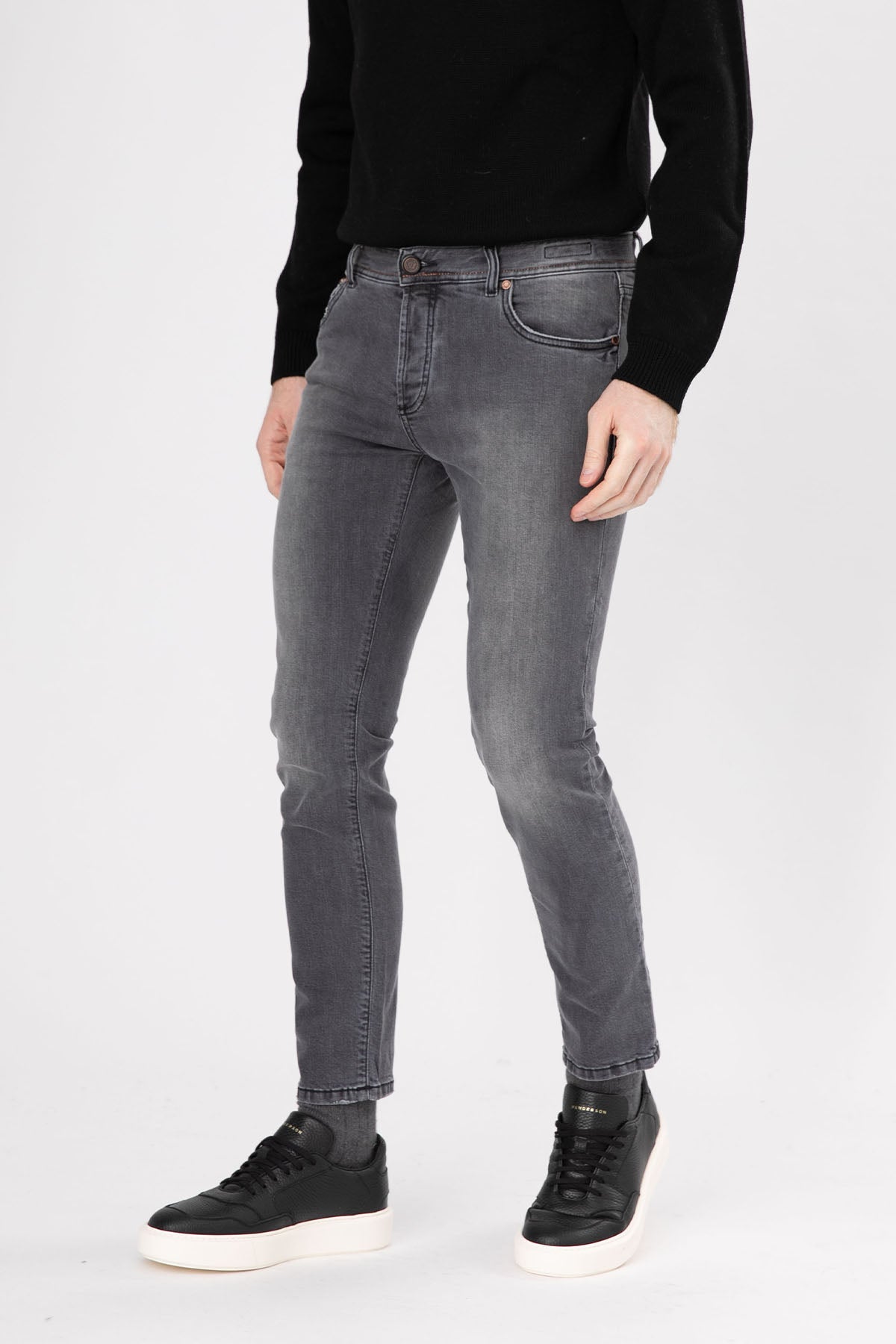 Richard J. Brown Tokyo Slim Fit Jeans