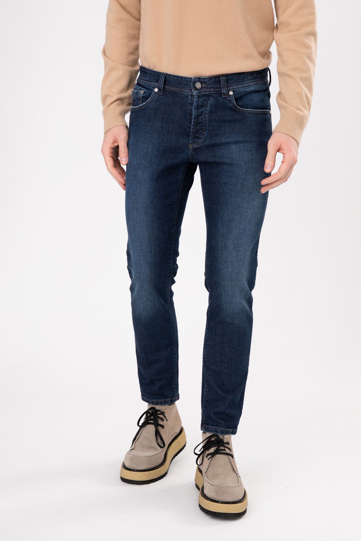 Richard J. Brown Cortina Slim Fit Jeans