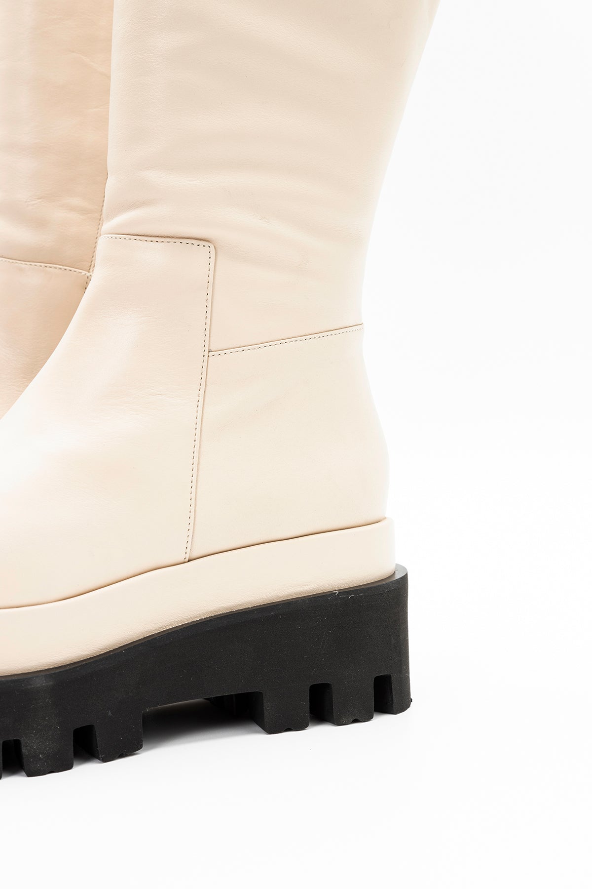 Paloma Barcelo Davet Deri Çizme