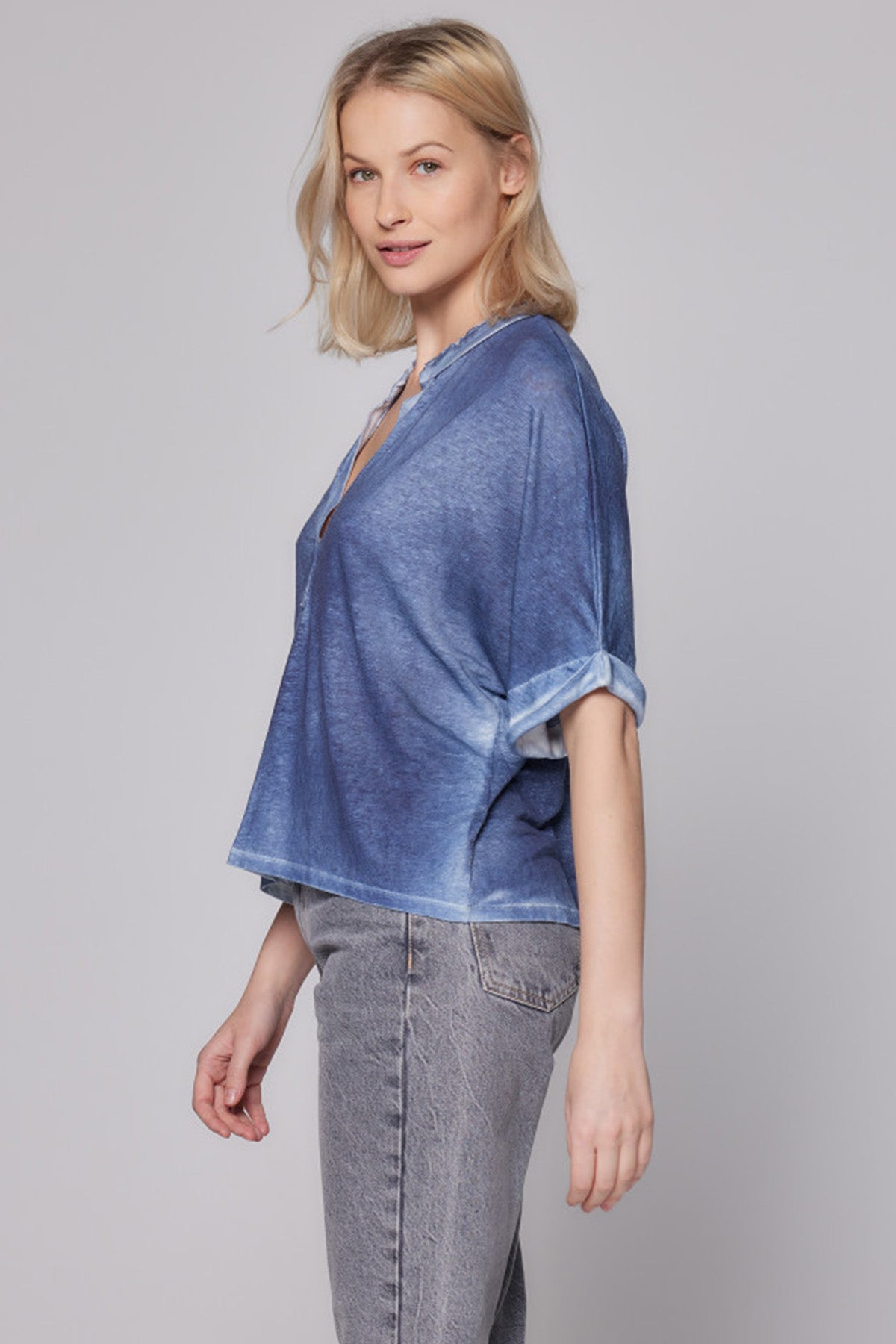 Majestic V Yaka Streç Keten T-shirt-Libas Trendy Fashion Store