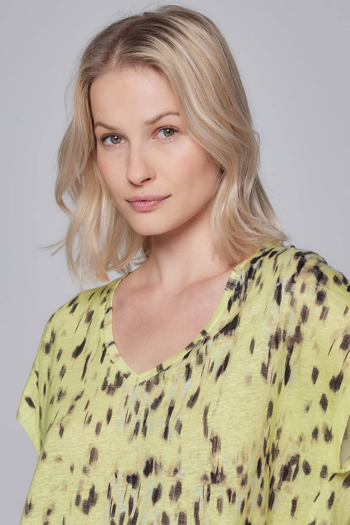 Majestic Geniş Kesim Streç Ketenli T-shirt-Libas Trendy Fashion Store