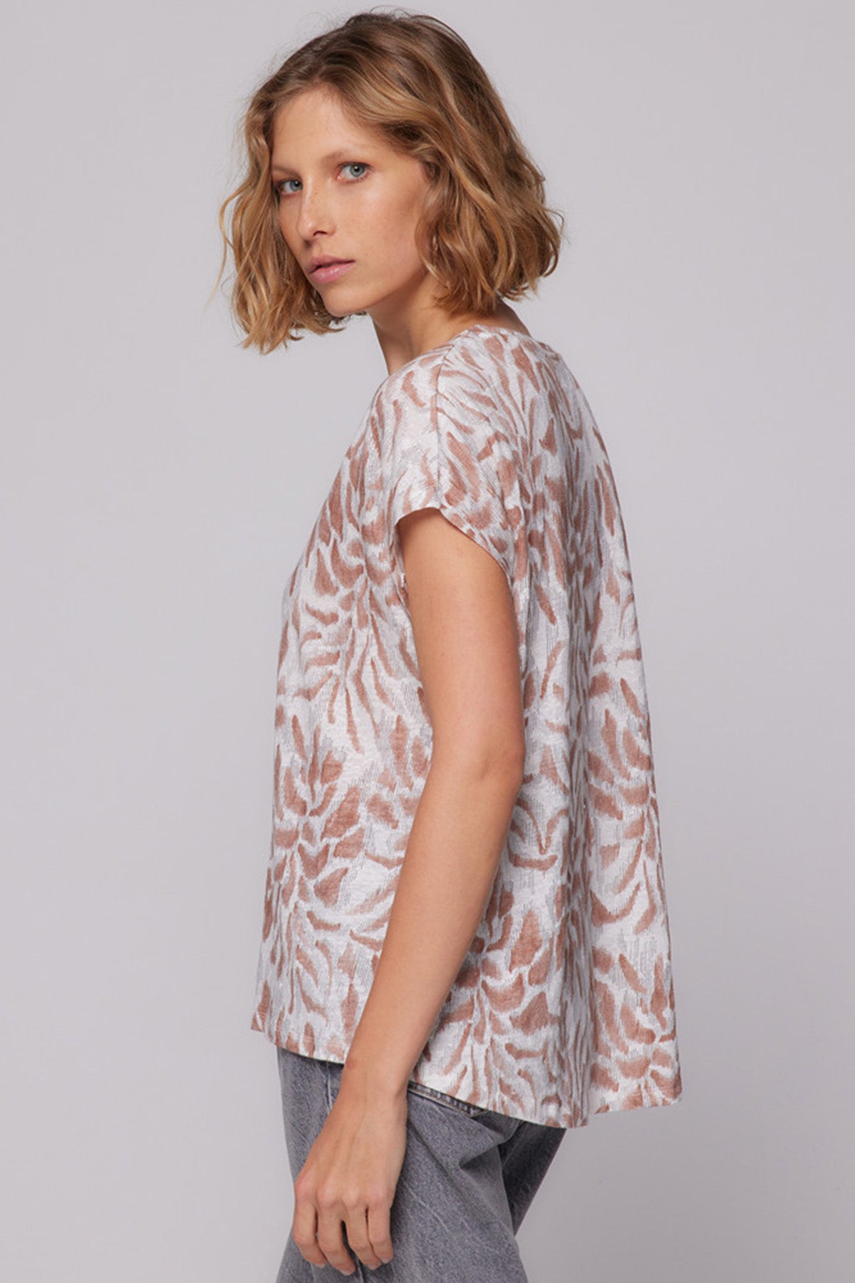 Majestic V Yaka Streç Keten T-shirt-Libas Trendy Fashion Store