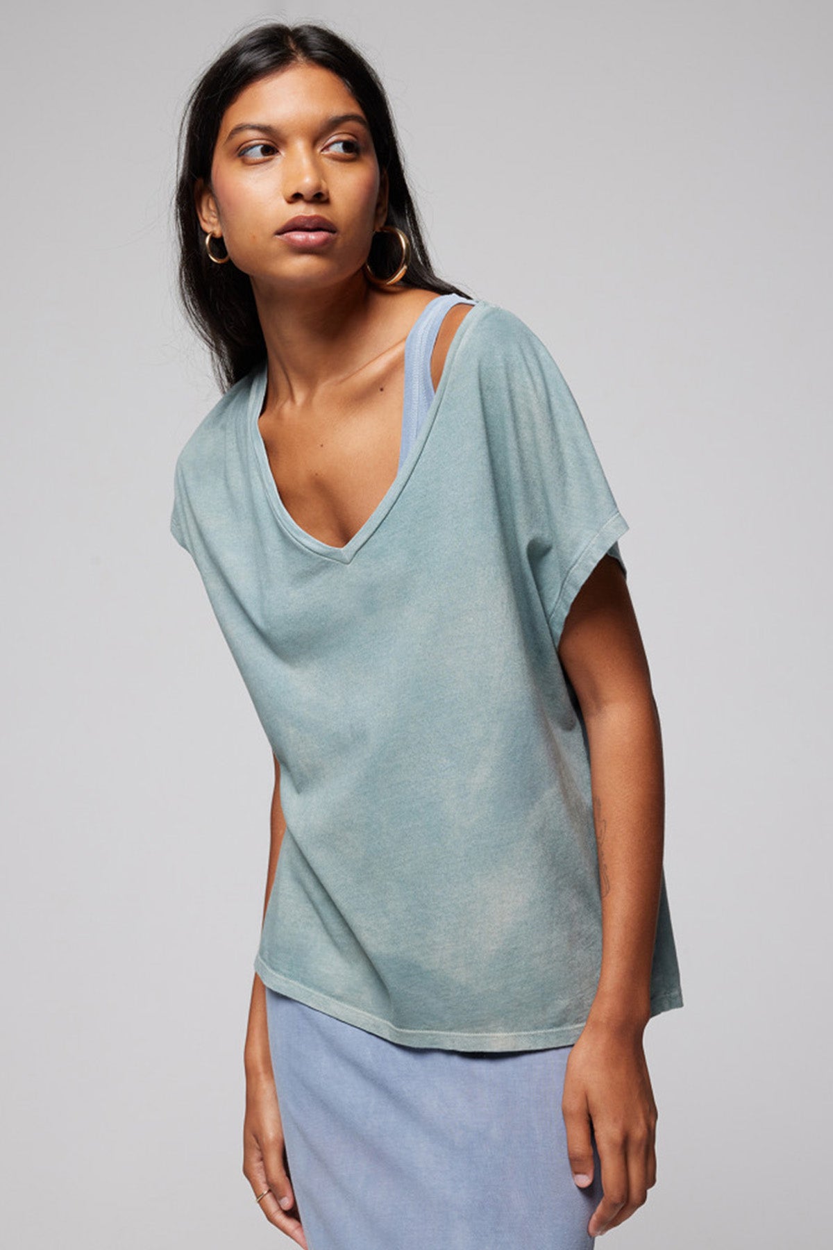 Majestic Geniş Kesim V Yaka T-shirt