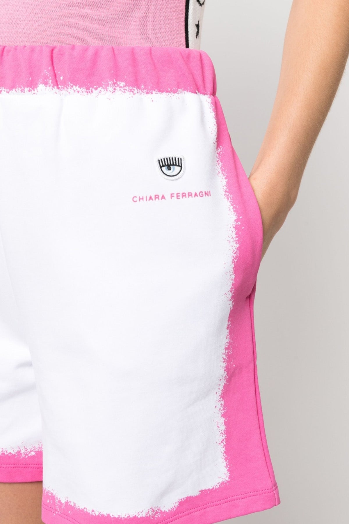 Chiara Ferragni Beli Lastikli Yüksek Bel Logolu Şort