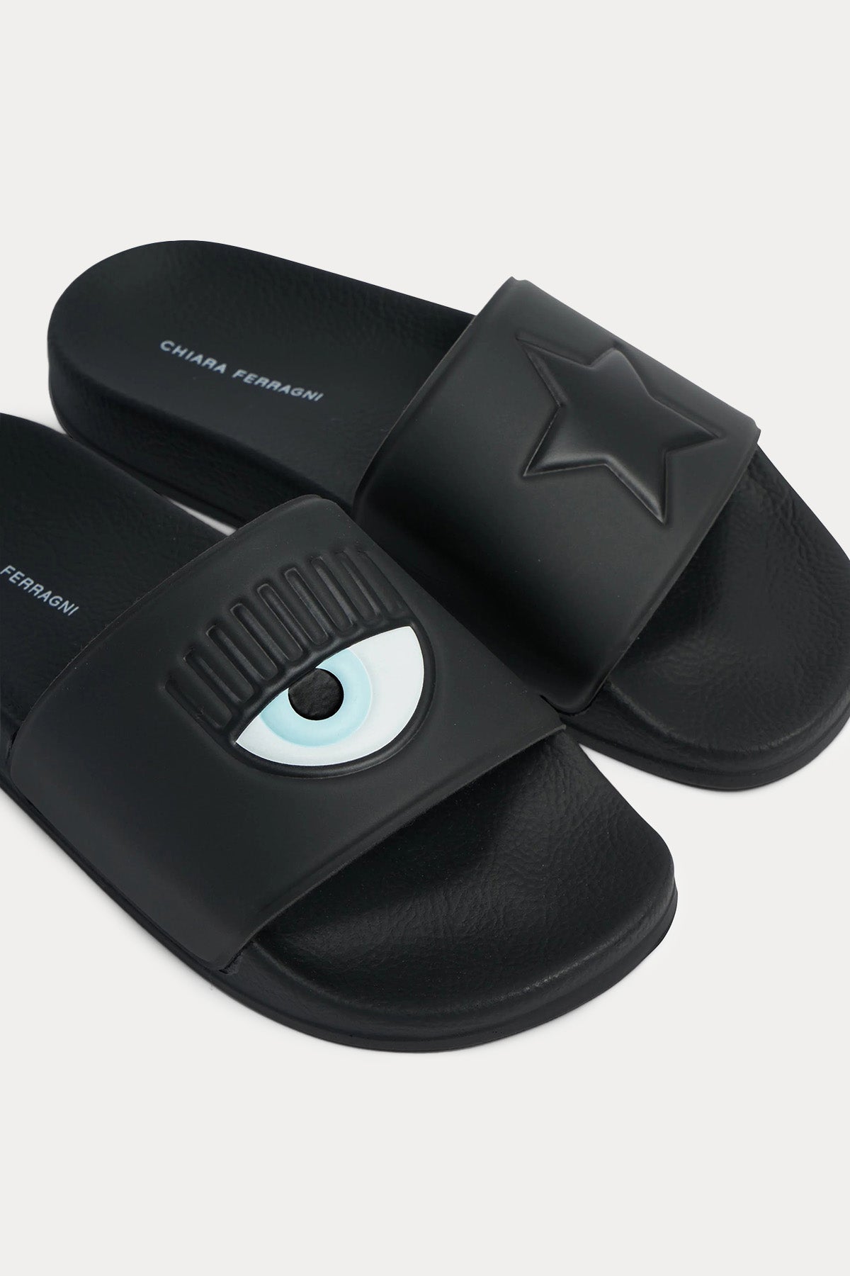 Chiara Ferragni Flirting Göz Logolu Terlik