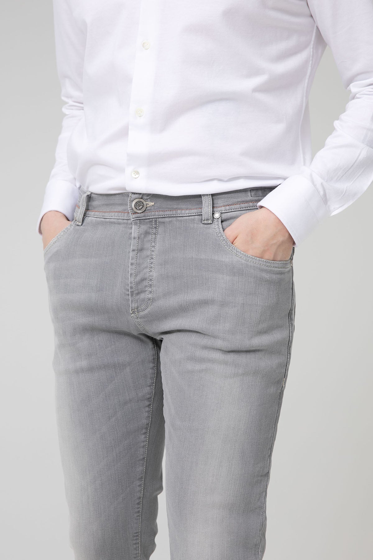 Richard J. Brown Tokyo Slim Fit Jeans-Libas Trendy Fashion Store