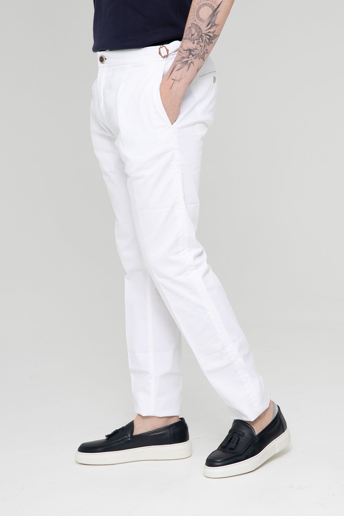 Richard J. Brown Icon Manila Yandan Cepli Jeans