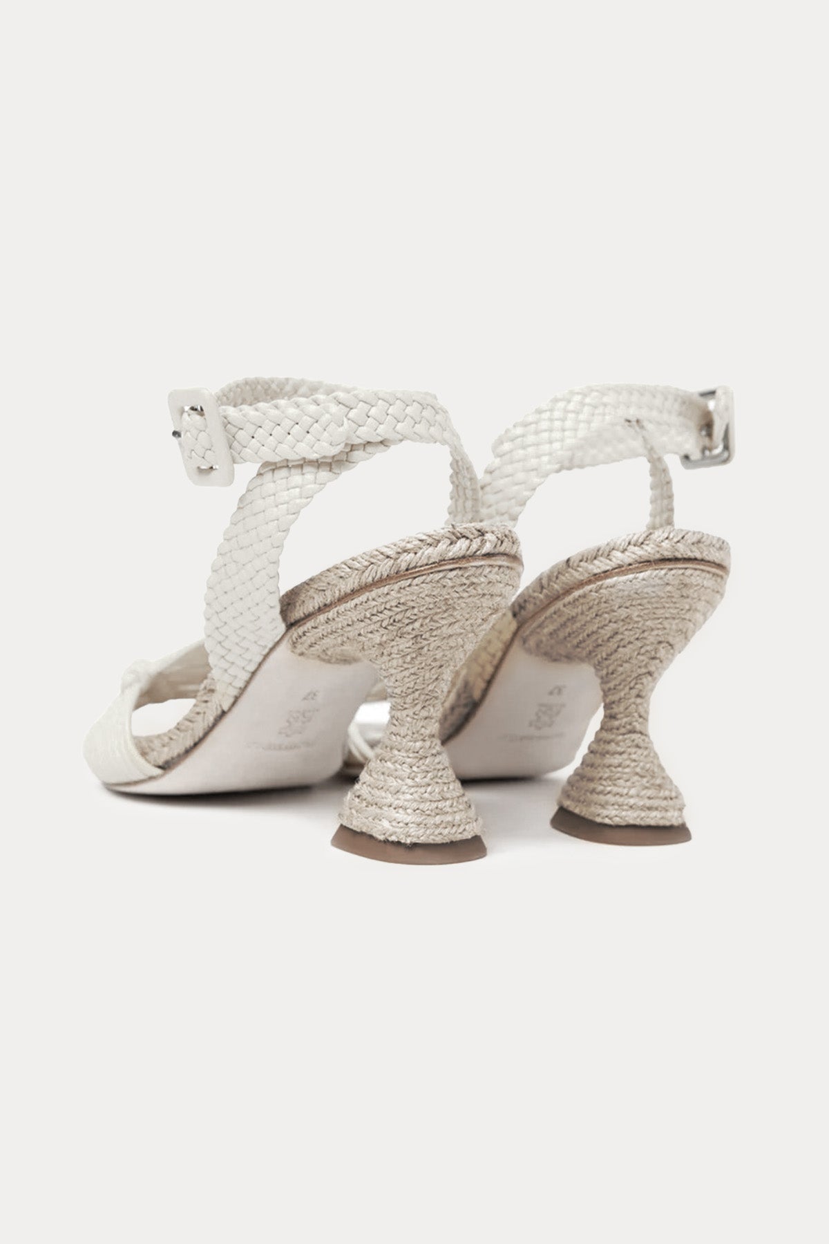 Paloma Barcelo Ingrid Hasır Örgü Topuklu Deri Sandalet