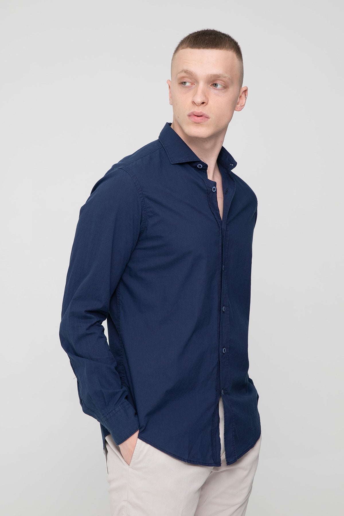 Fradi Yıkamalı İtalyan Yaka Gömlek