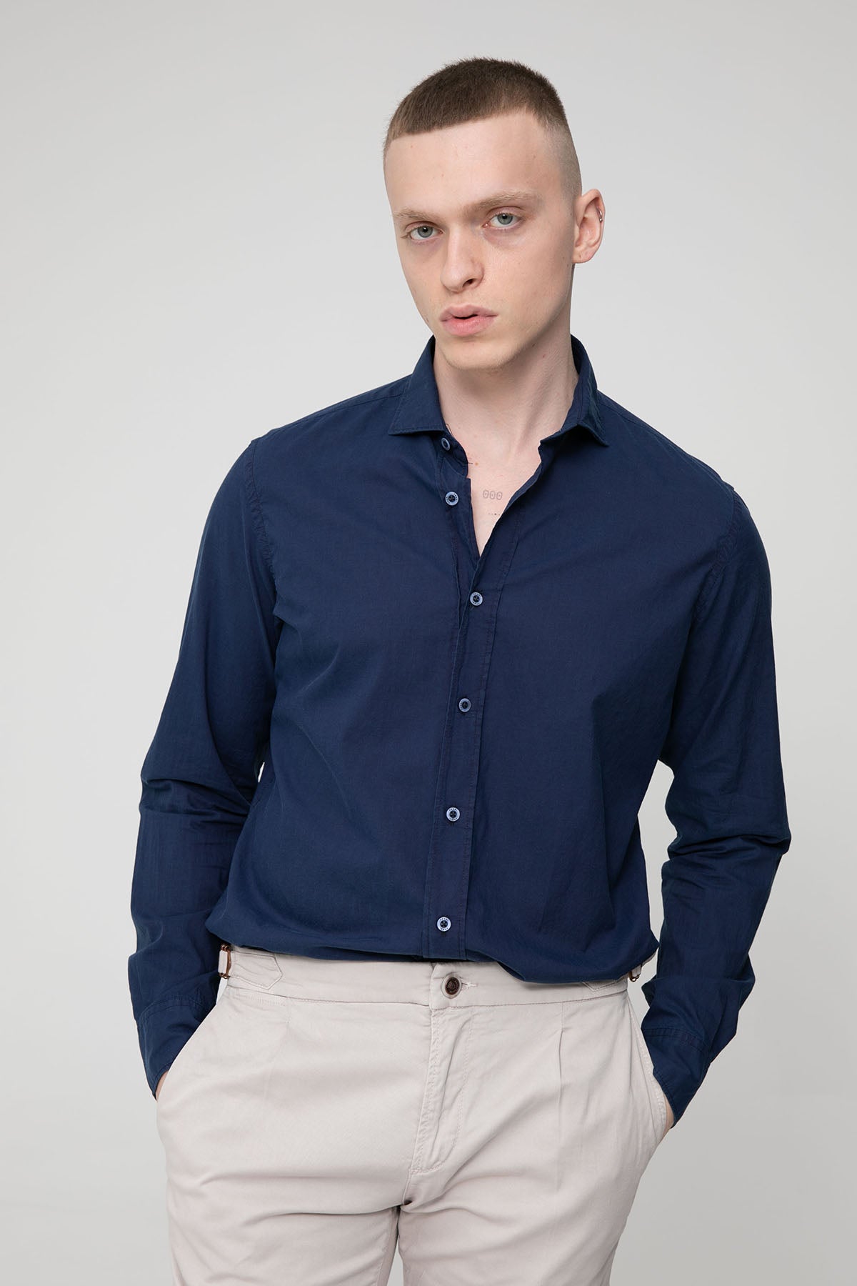 Fradi Yıkamalı İtalyan Yaka Gömlek