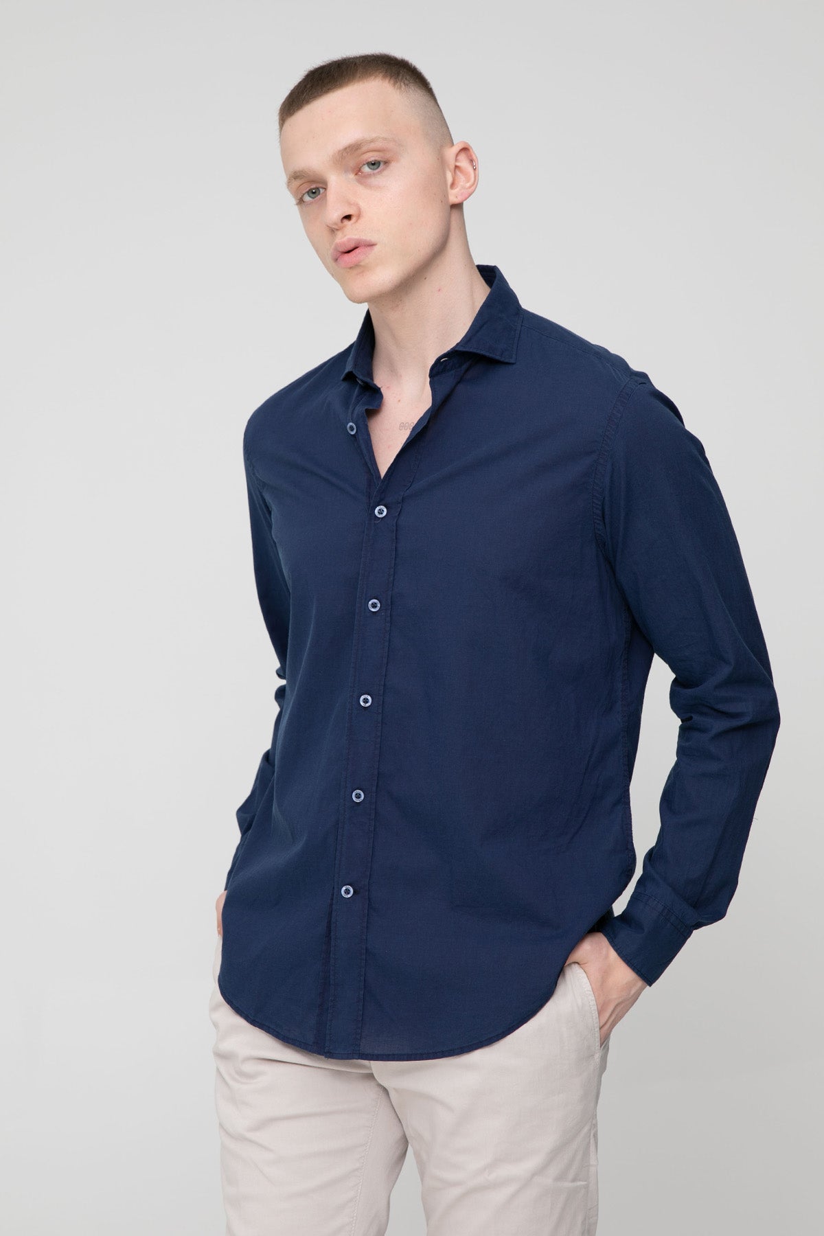 Fradi Yıkamalı İtalyan Yaka Gömlek