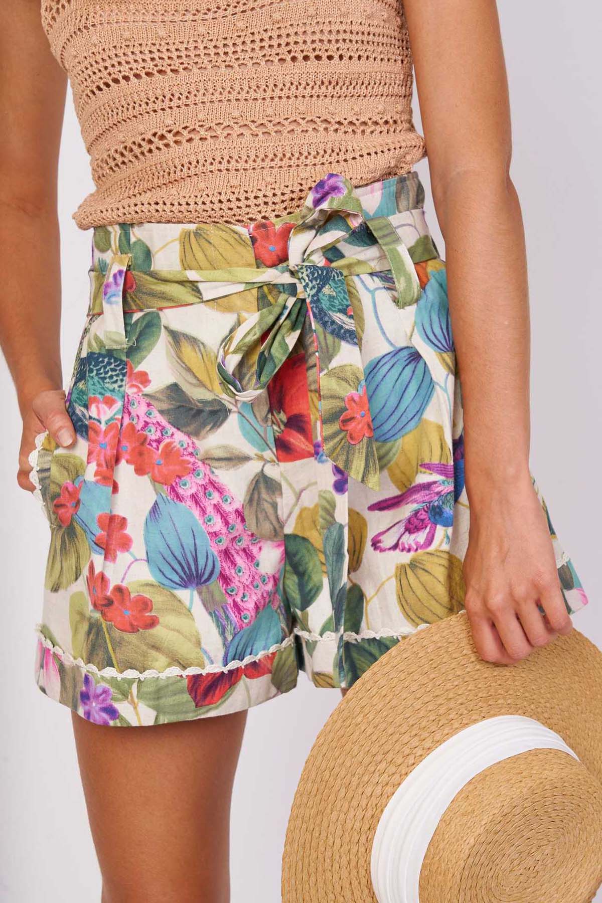 Rene Derhy Zamora Yüksek Bel Çiçek Desenli Ketenli Şort-Libas Trendy Fashion Store