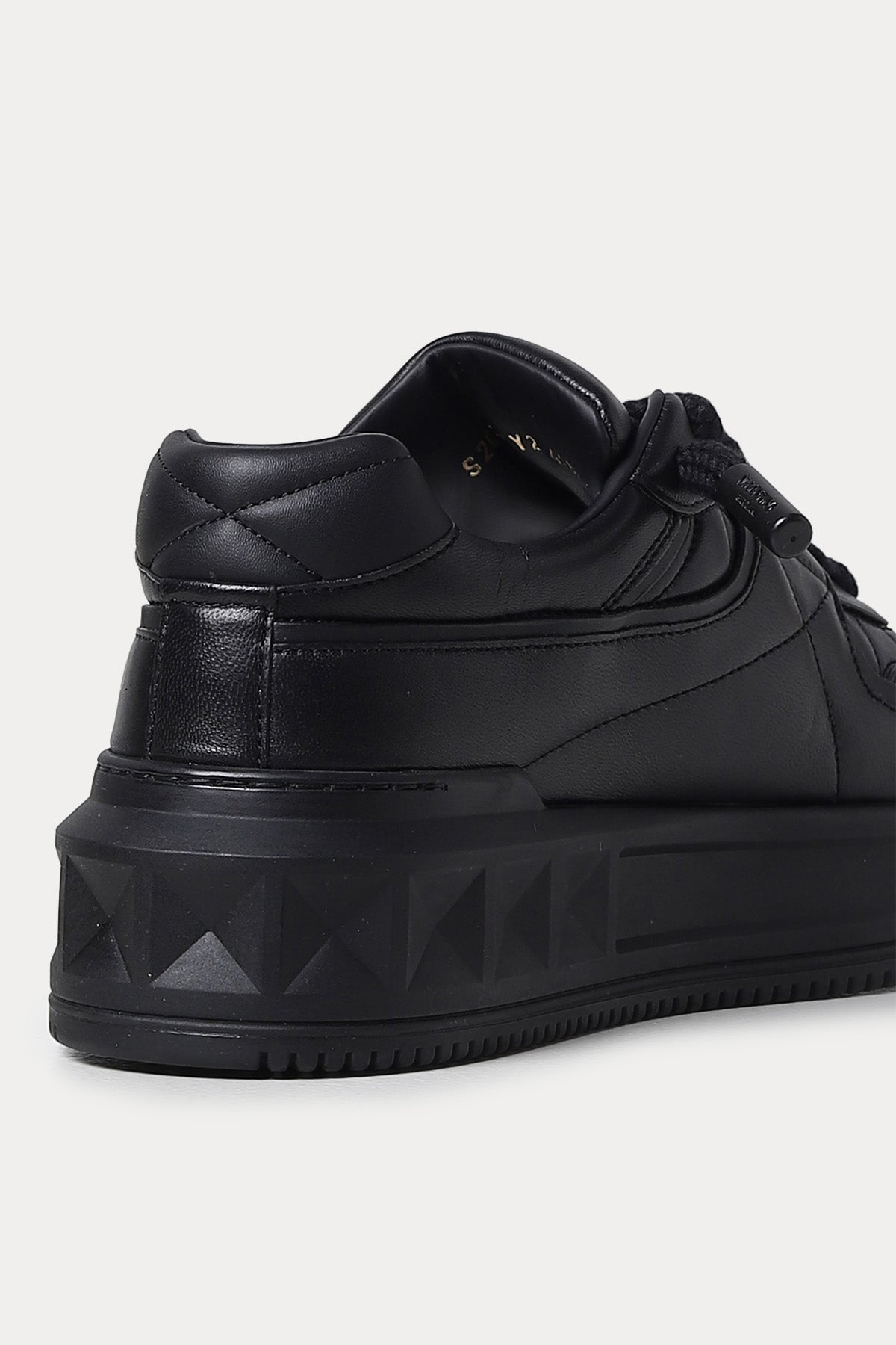 Valentino Deri Sneaker Ayakkabı-Libas Trendy Fashion Store