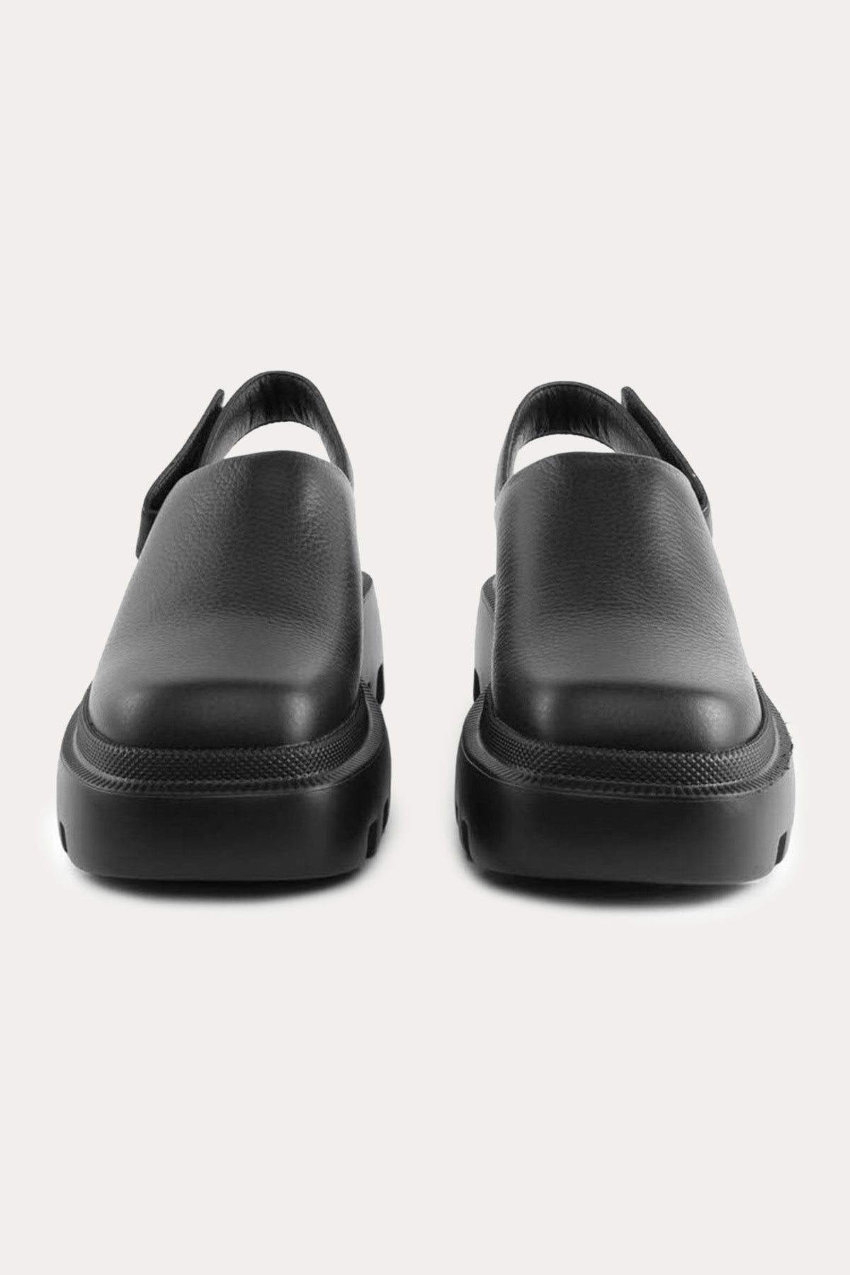 Vic Matie Extralight Tabanlı Deri Sandalet