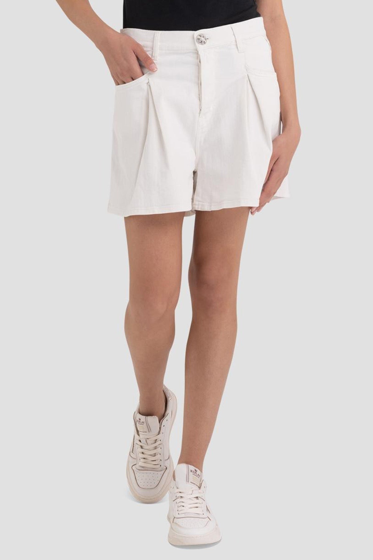 Replay Tek Pileli Denim Şort