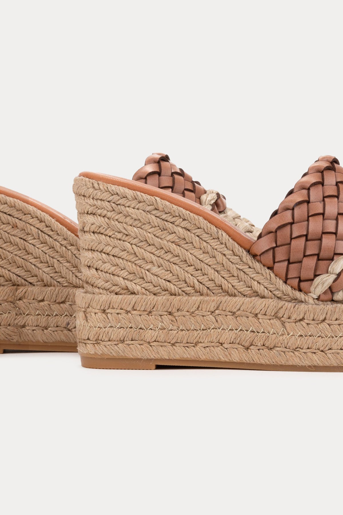 Kanna Lujan Deri Ve Hasır Örgülü Küt Burun Terlik