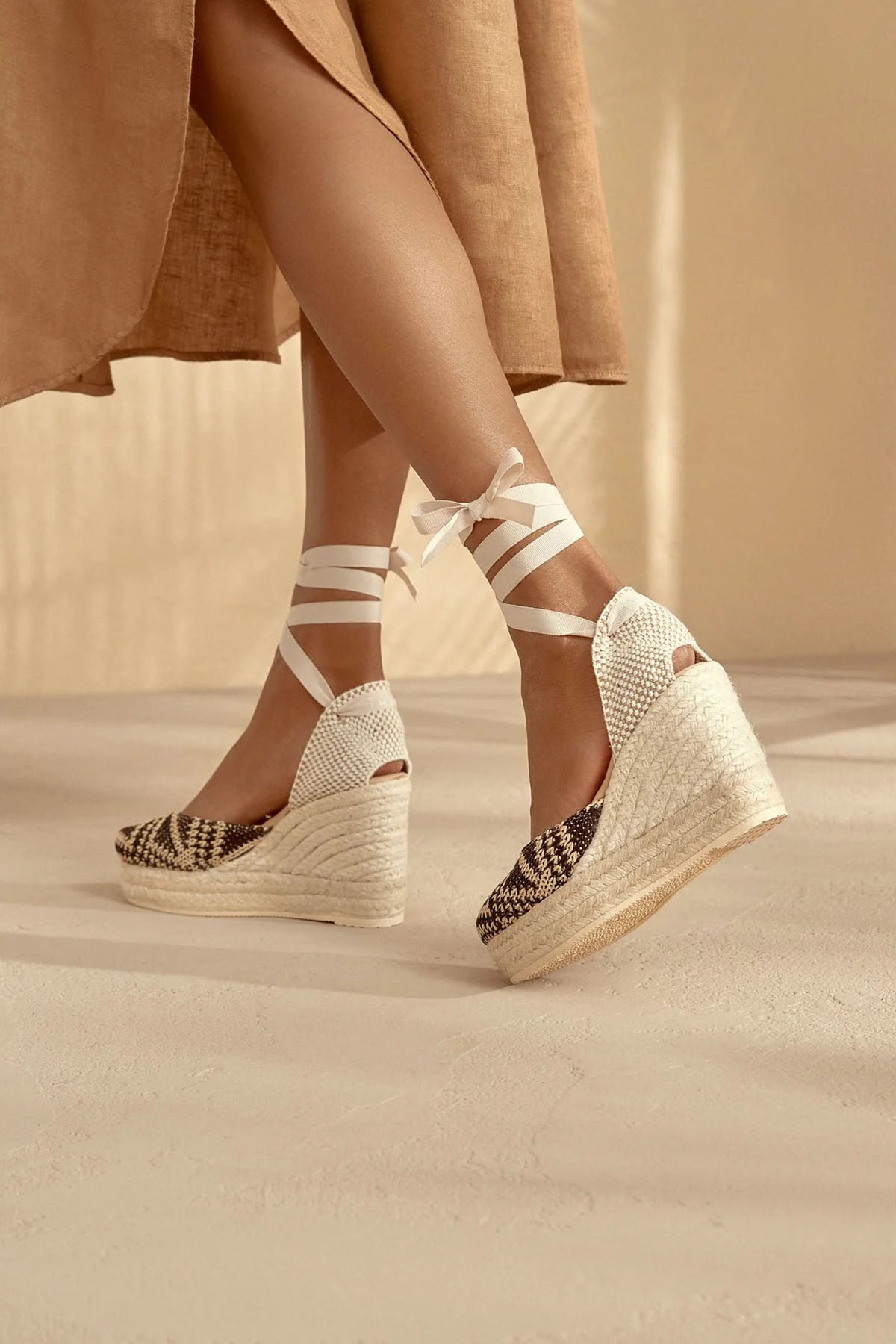 Manebi Bilekten Bağlamalı Hasır Örgü Sandalet-Libas Trendy Fashion Store