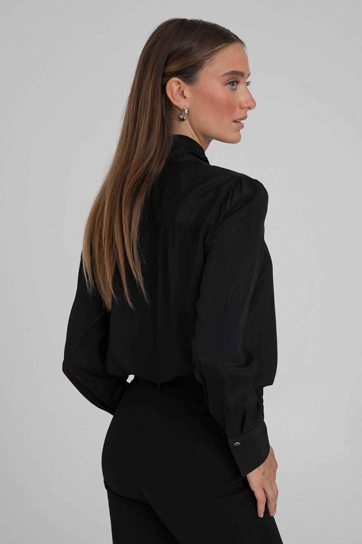 Liu Jo İpekli Fular Detaylı Gömlek-Libas Trendy Fashion Store