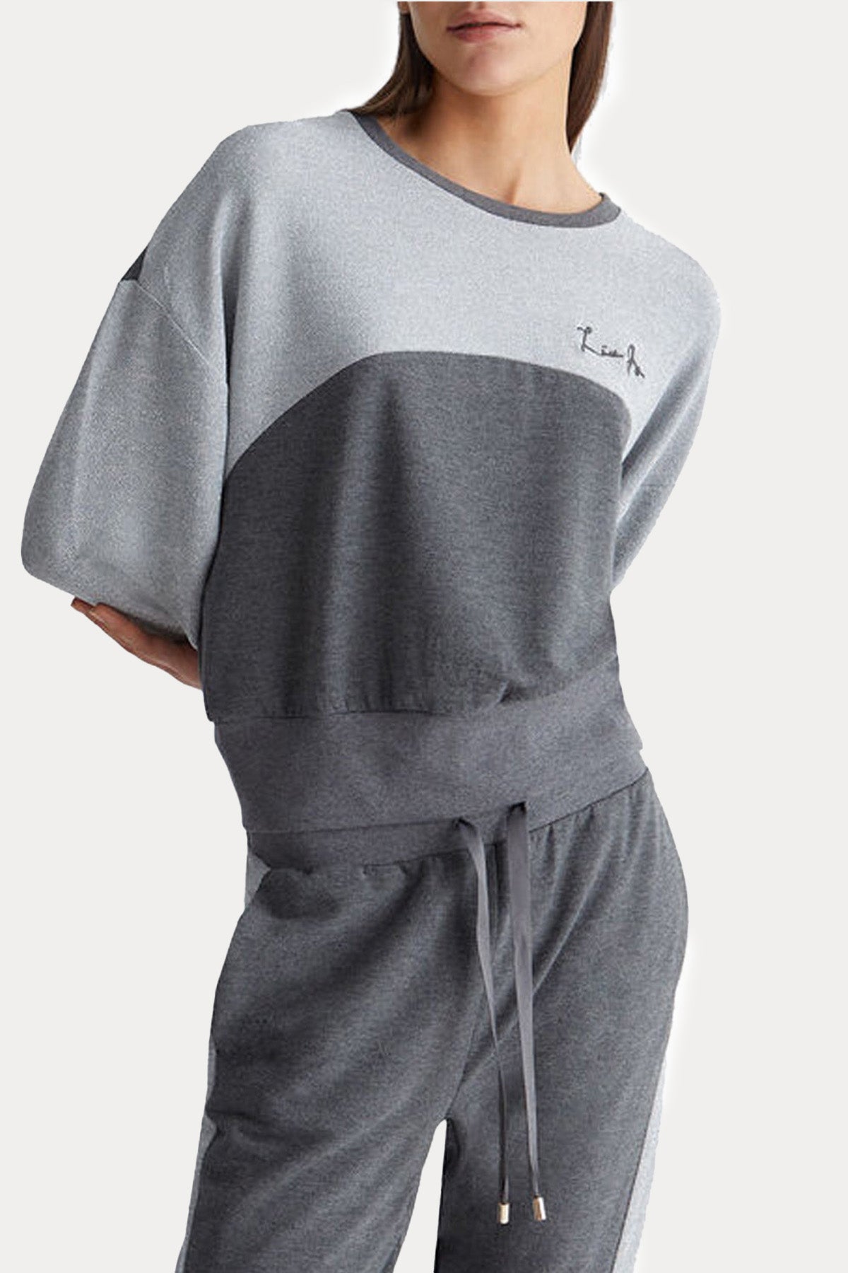 Liu Jo Yuvarlak Yaka Logolu Sweatshirt-Libas Trendy Fashion Store