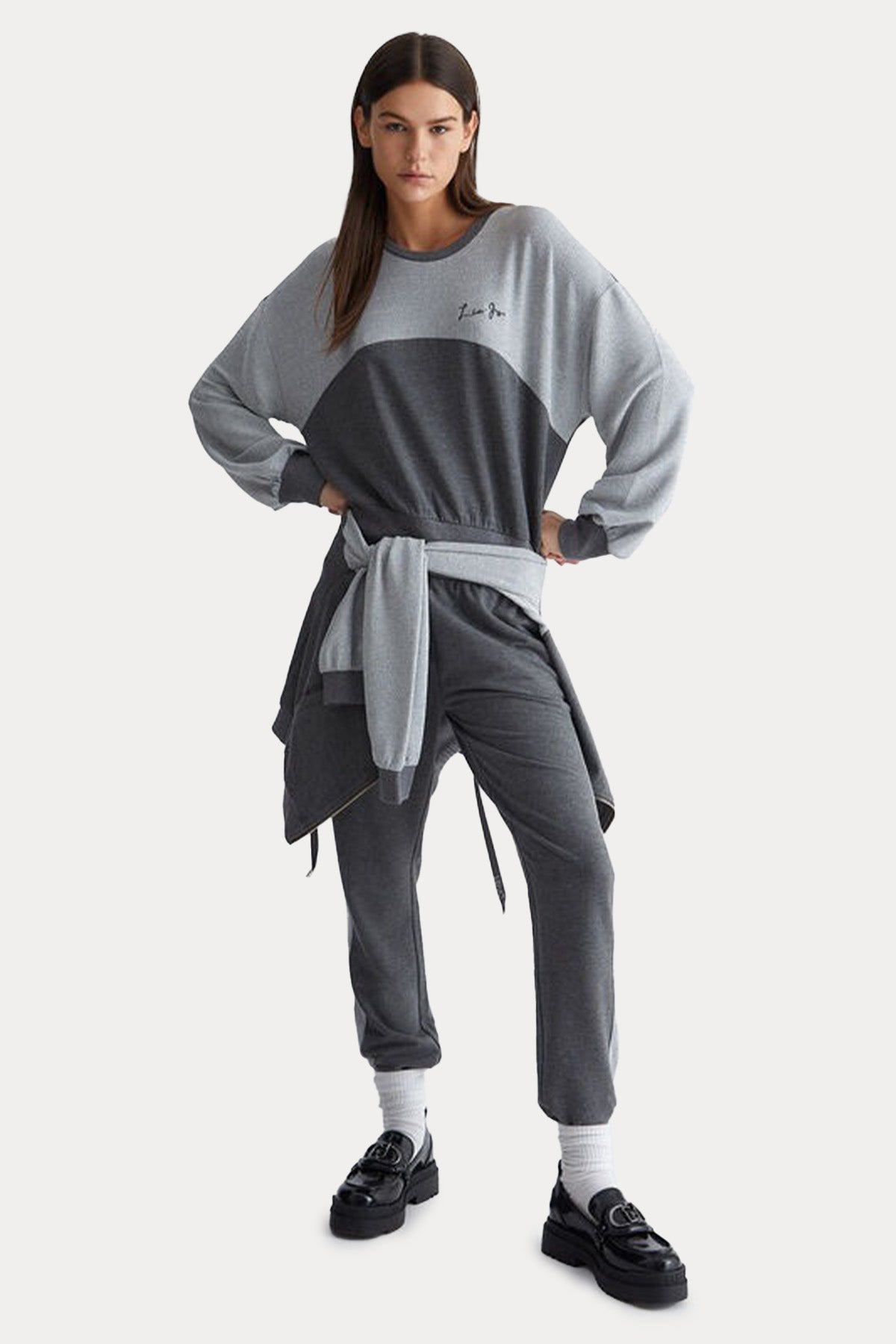 Liu Jo Yuvarlak Yaka Logolu Sweatshirt-Libas Trendy Fashion Store