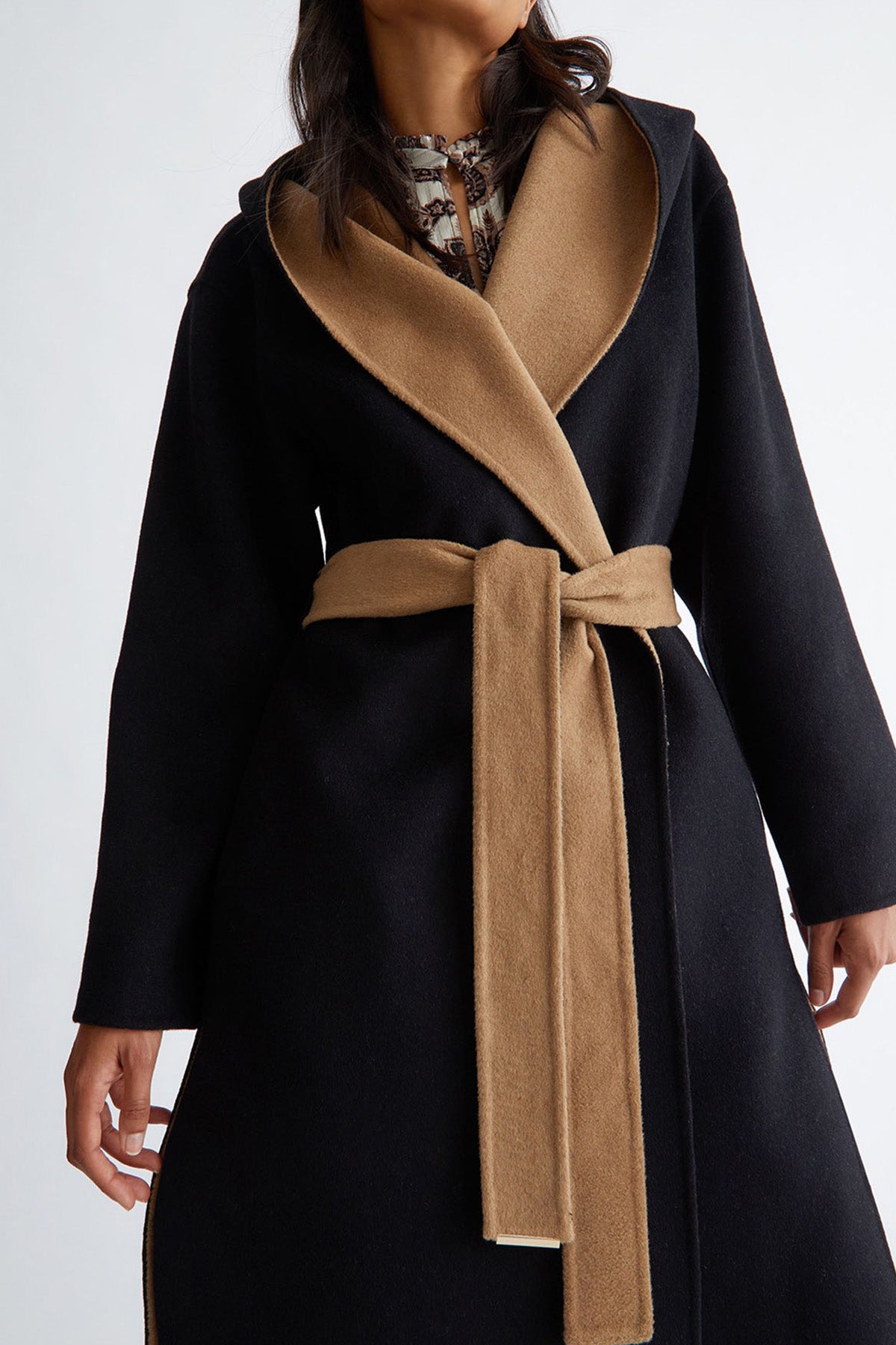 Liu Jo Geniş Kesim Çift Taraflı Kapüşonlu Yün Kaban-Libas Trendy Fashion Store