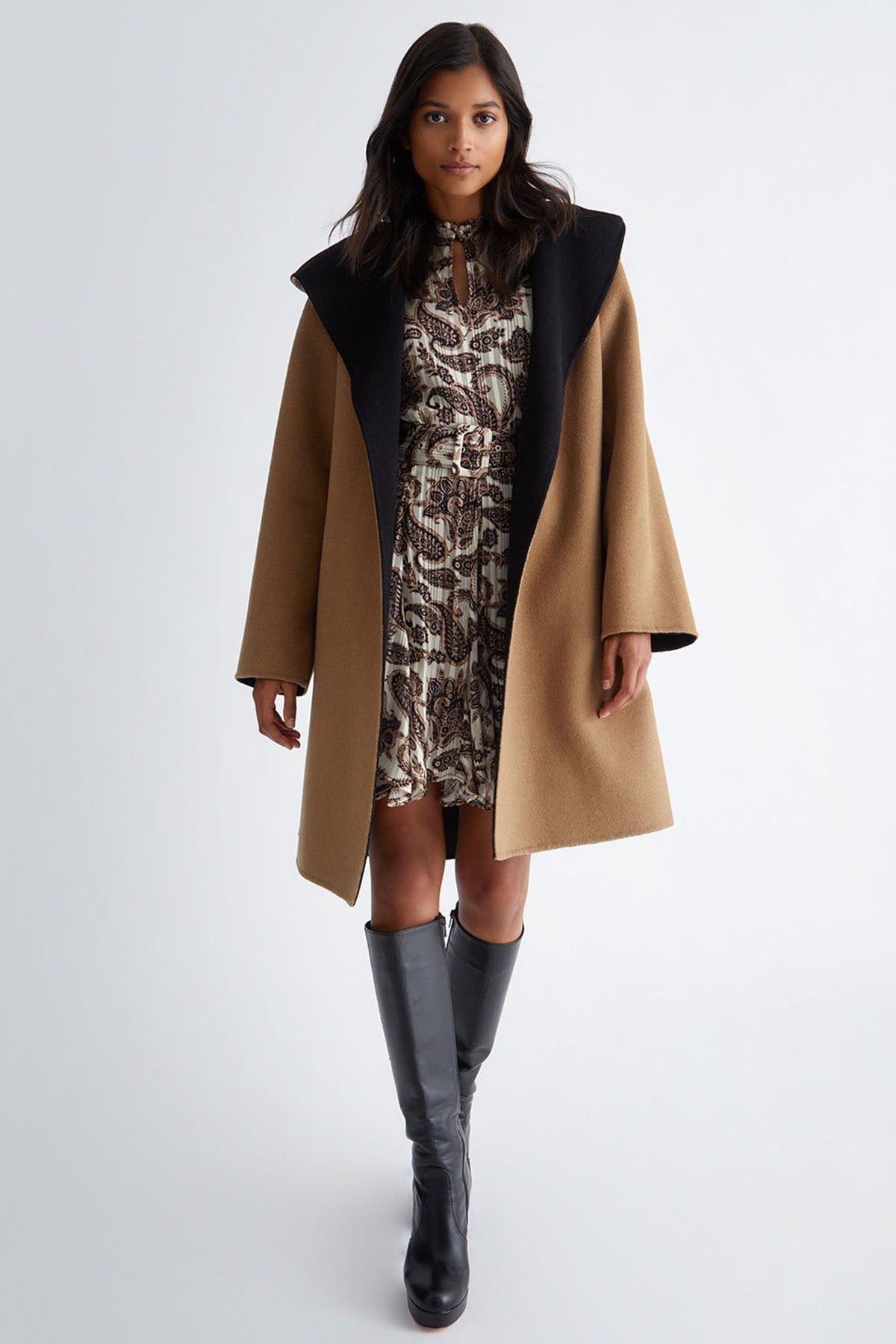 Liu Jo Geniş Kesim Çift Taraflı Kapüşonlu Yün Kaban-Libas Trendy Fashion Store