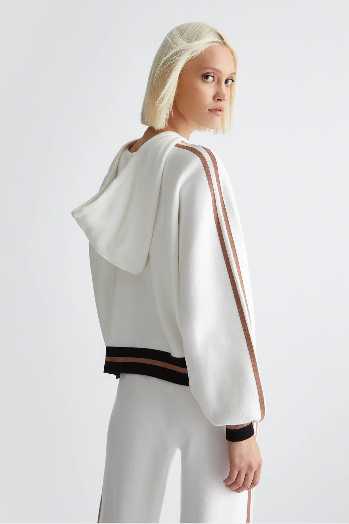 Liu Jo Logolu Kapüşonlu Triko Ceket-Libas Trendy Fashion Store