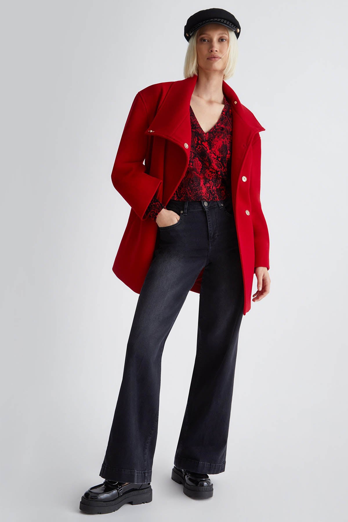 Liu Jo Geniş Kesim Kuşaklı Dik Yaka Kaban-Libas Trendy Fashion Store