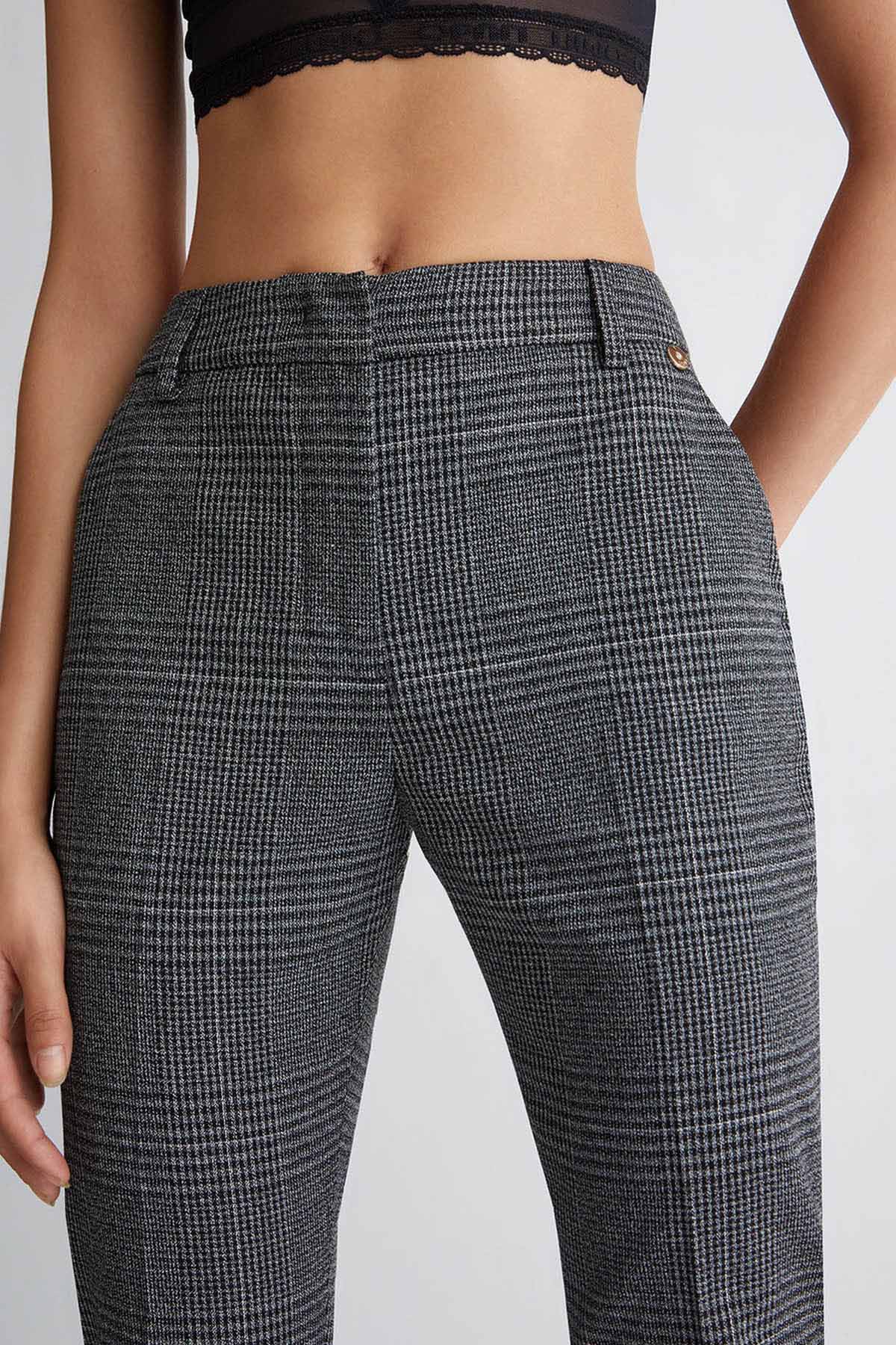 Liu Jo Slim Fit Yandan Cepli Piye Dö Pul Pantolon-Libas Trendy Fashion Store