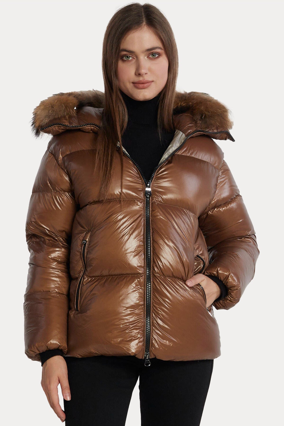 Hetrego Shea Kürklü Kapüşonlu Puffer Mont-Libas Trendy Fashion Store