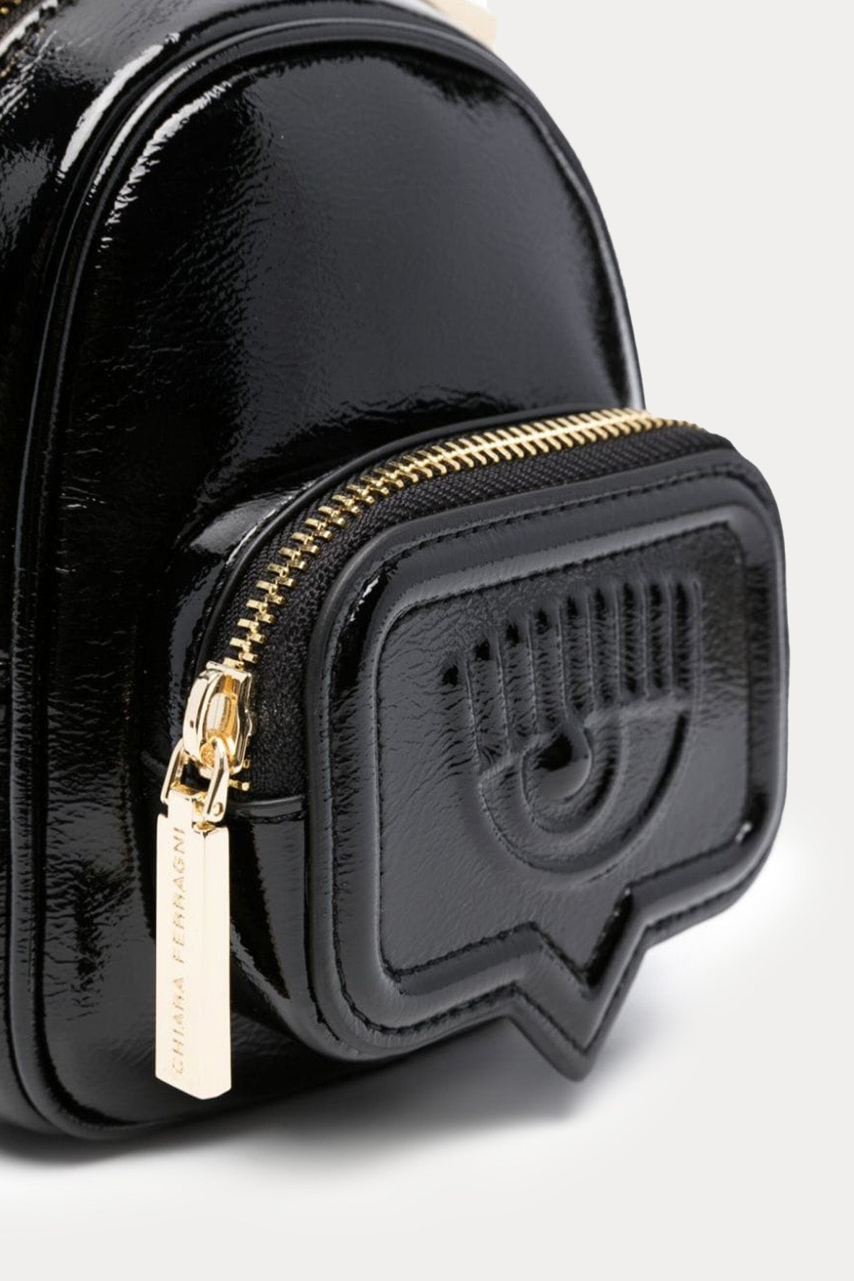 Chiara Ferragni Parlak Kaplamalı Göz Logolu Mini Sırt Çantası-Libas Trendy Fashion Store