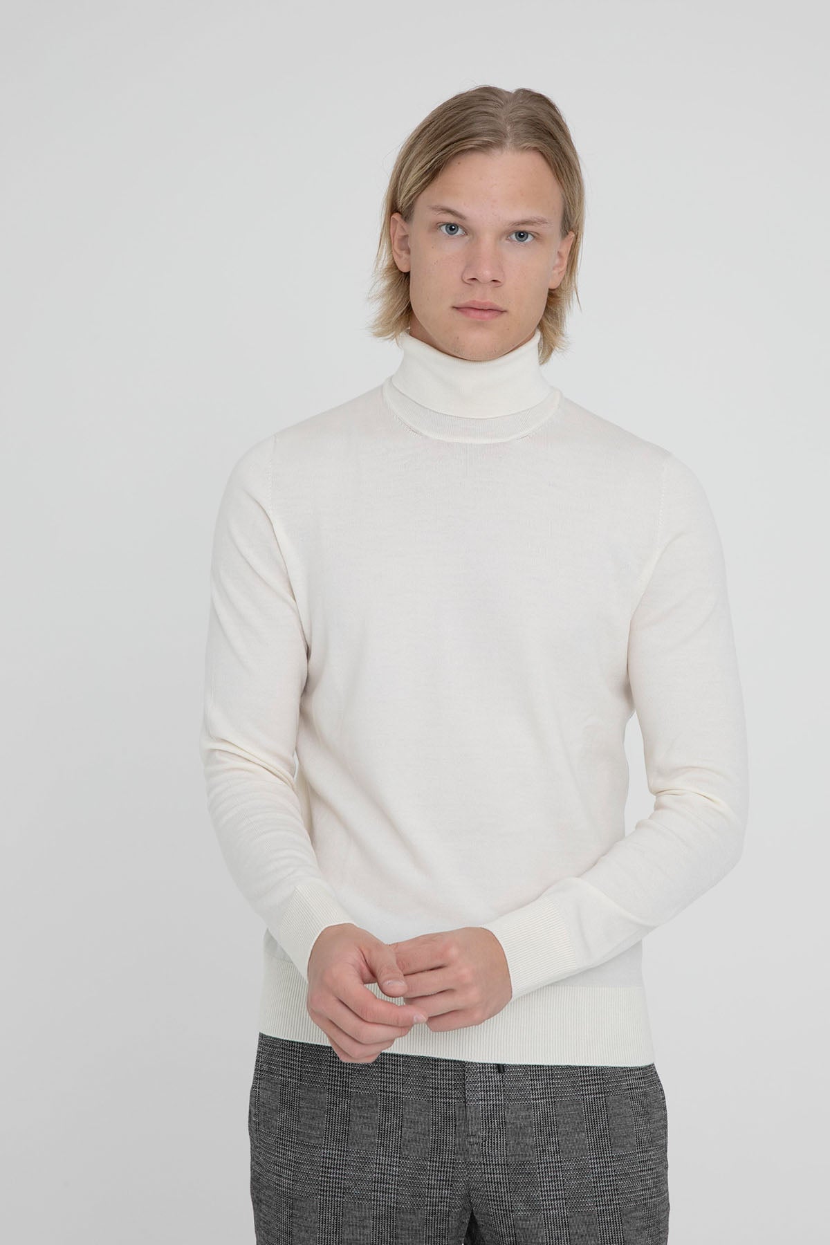 Gran Sasso İnce Örgü Balıkçı Yaka Yün Triko-Libas Trendy Fashion Store