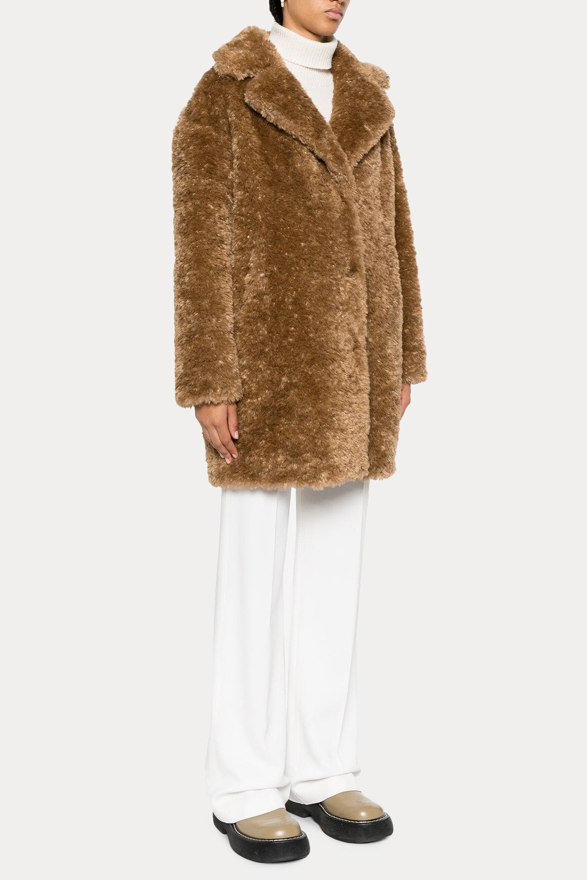 Herno Geniş Yakalı Peluş Manto-Libas Trendy Fashion Store