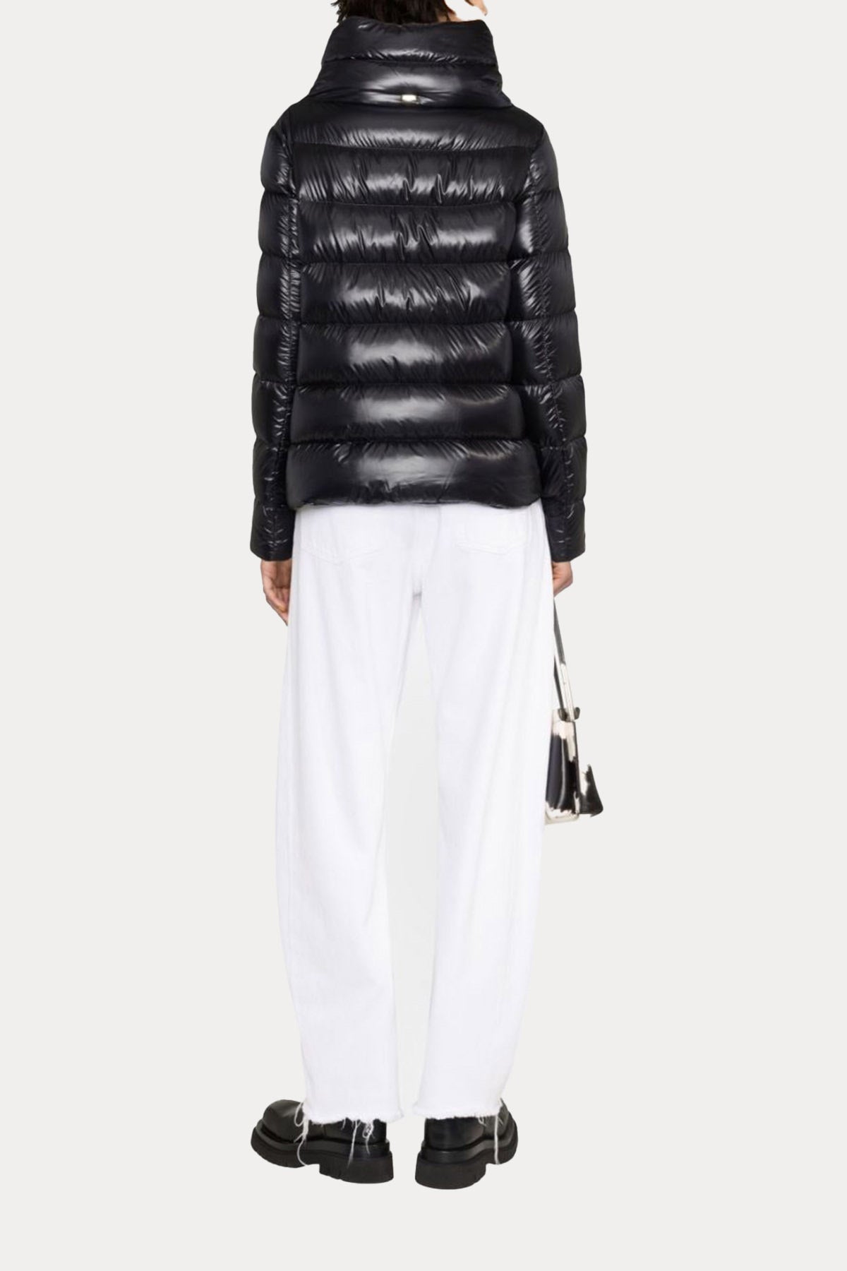 Herno Dik Yaka Yırtmaç Detaylı Puffer Mont-Libas Trendy Fashion Store