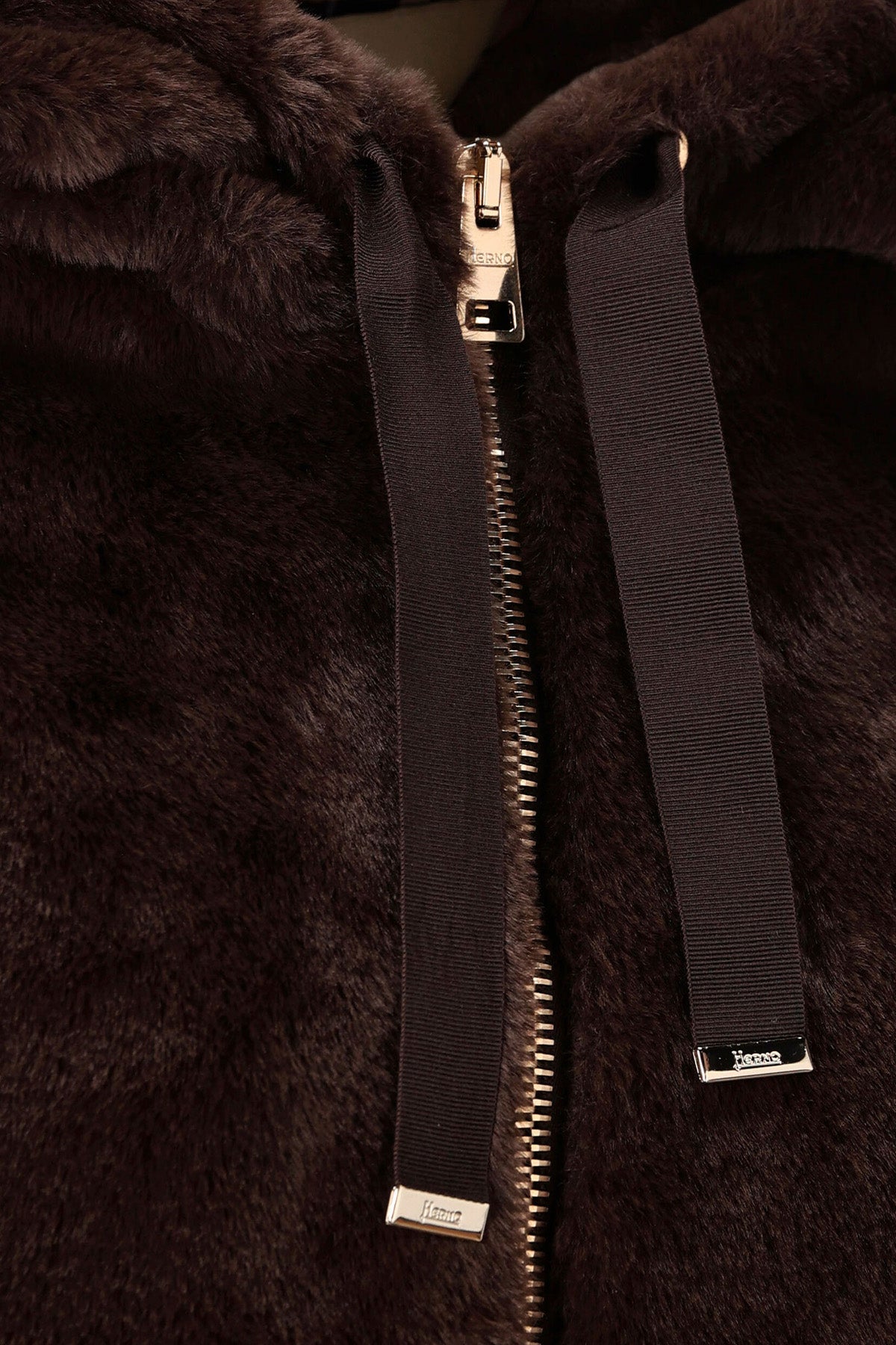 Herno Monogram Astarlı Kapüşonlu Peluş Mont-Libas Trendy Fashion Store