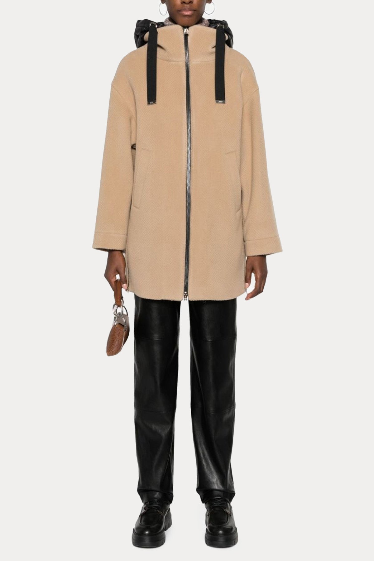 Herno Kapüşonlu Yün Balıksırtı Kaban-Libas Trendy Fashion Store