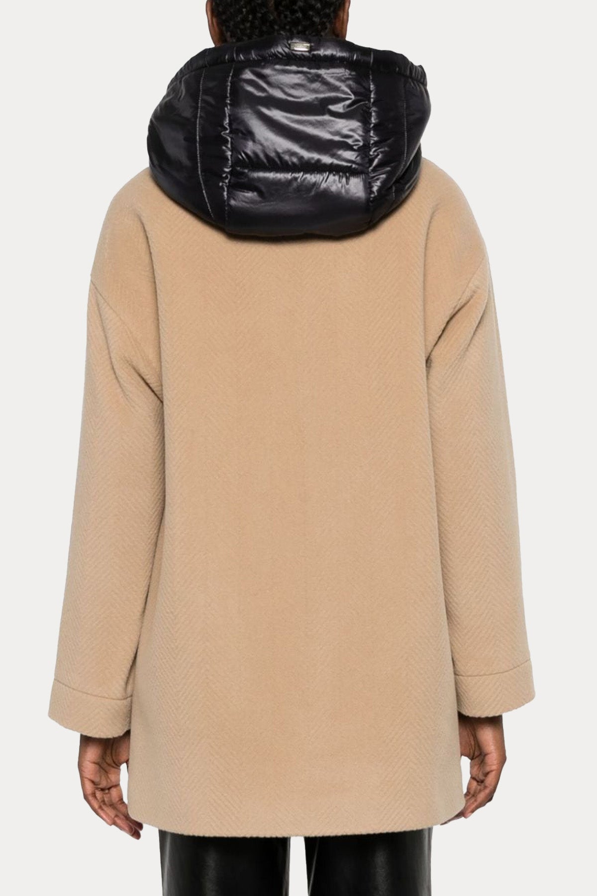 Herno Kapüşonlu Yün Balıksırtı Kaban-Libas Trendy Fashion Store