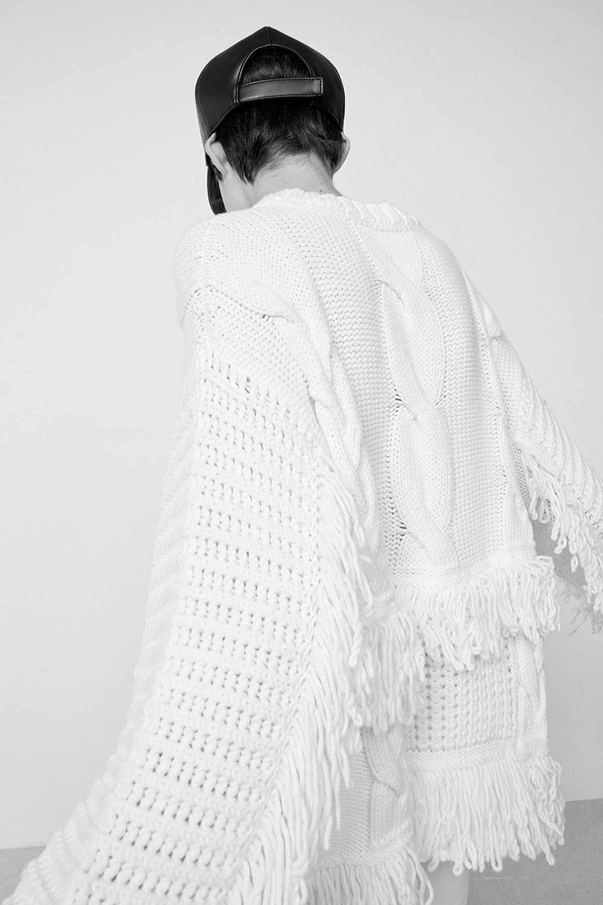 Semicouture Geniş Kesim Yuvarlak Yaka Yün Triko-Libas Trendy Fashion Store