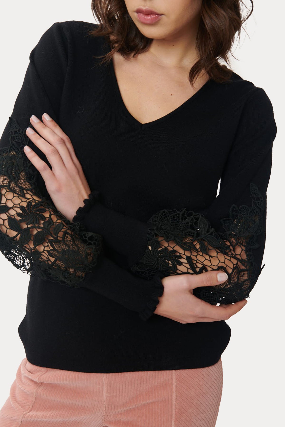 Rene Derhy Juliane Dantel Nakış Detaylı V Yaka Triko-Libas Trendy Fashion Store