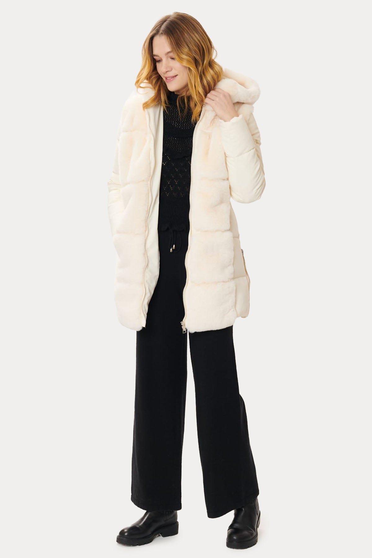 Rene Derhy Flore Kapüşonlu Peluş Detaylı Puffer Mont-Libas Trendy Fashion Store