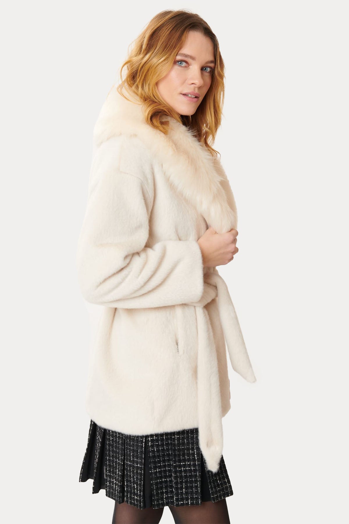 Rene Derhy Capucine Kürklü Yaka Peluş Kaban-Libas Trendy Fashion Store