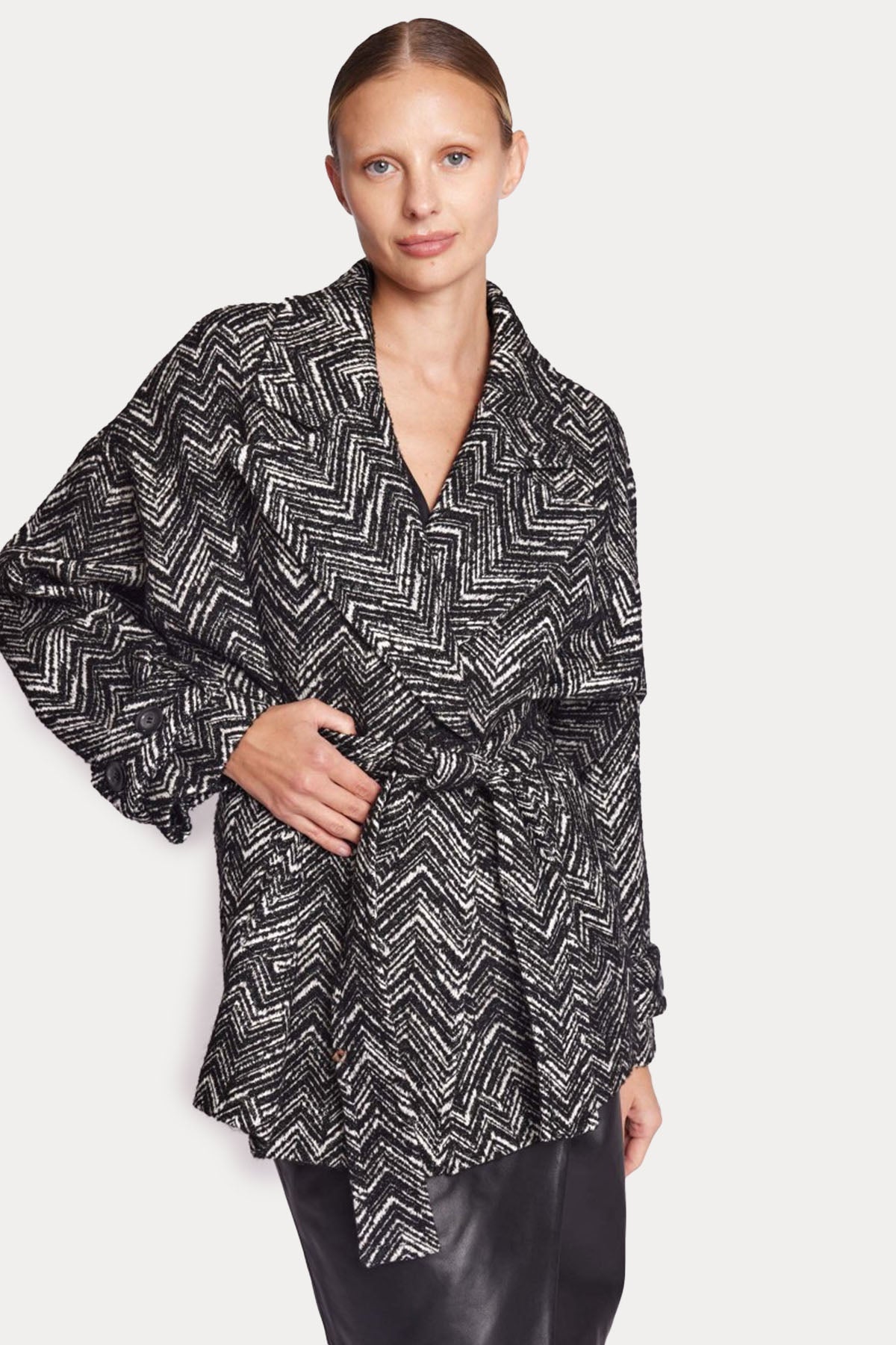 Berenice Mael Desenli Kuşaklı Kaban-Libas Trendy Fashion Store