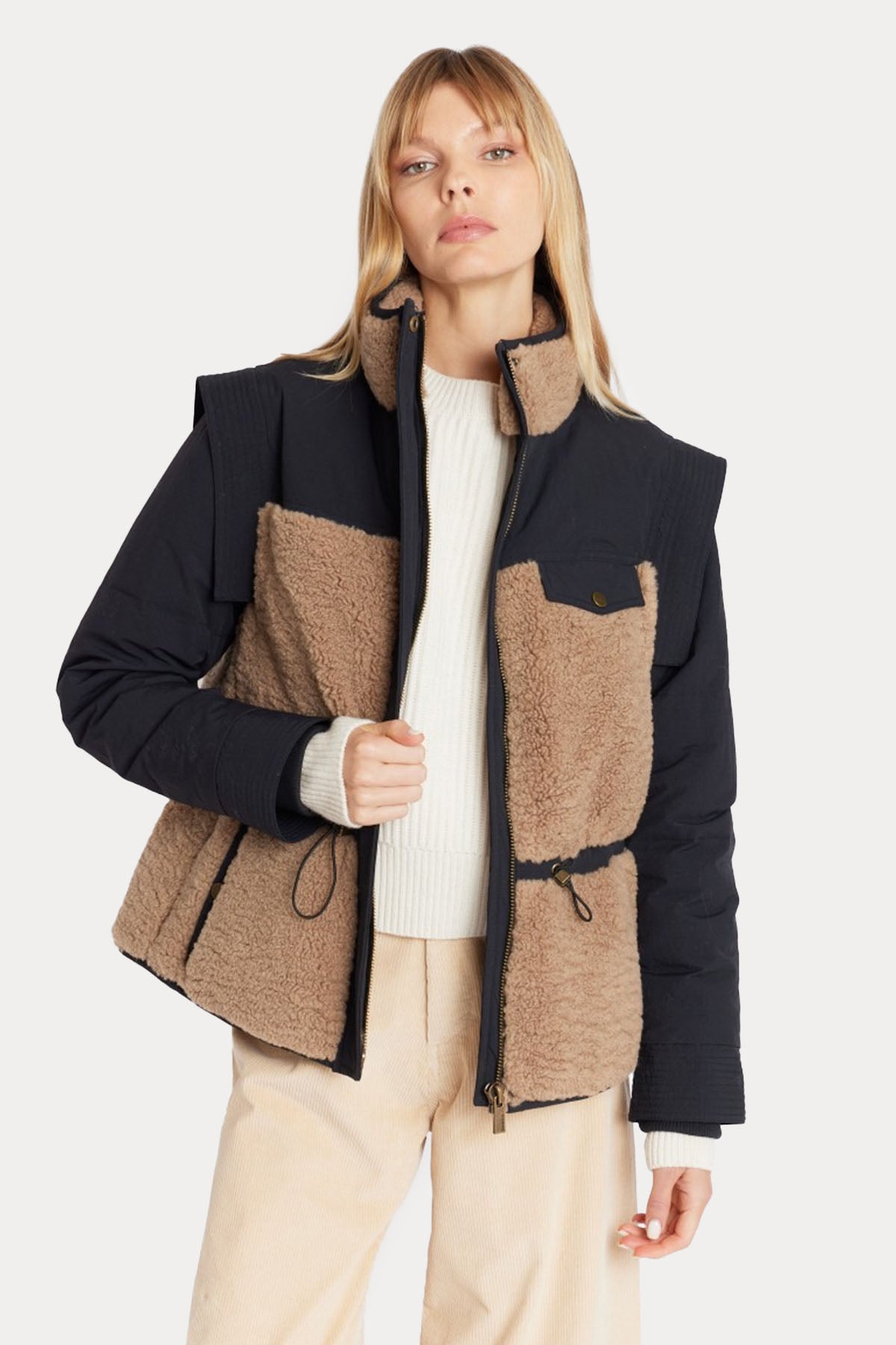 Berenice Mariana Peluş Detaylı Dik Yaka Puffer Mont-Libas Trendy Fashion Store