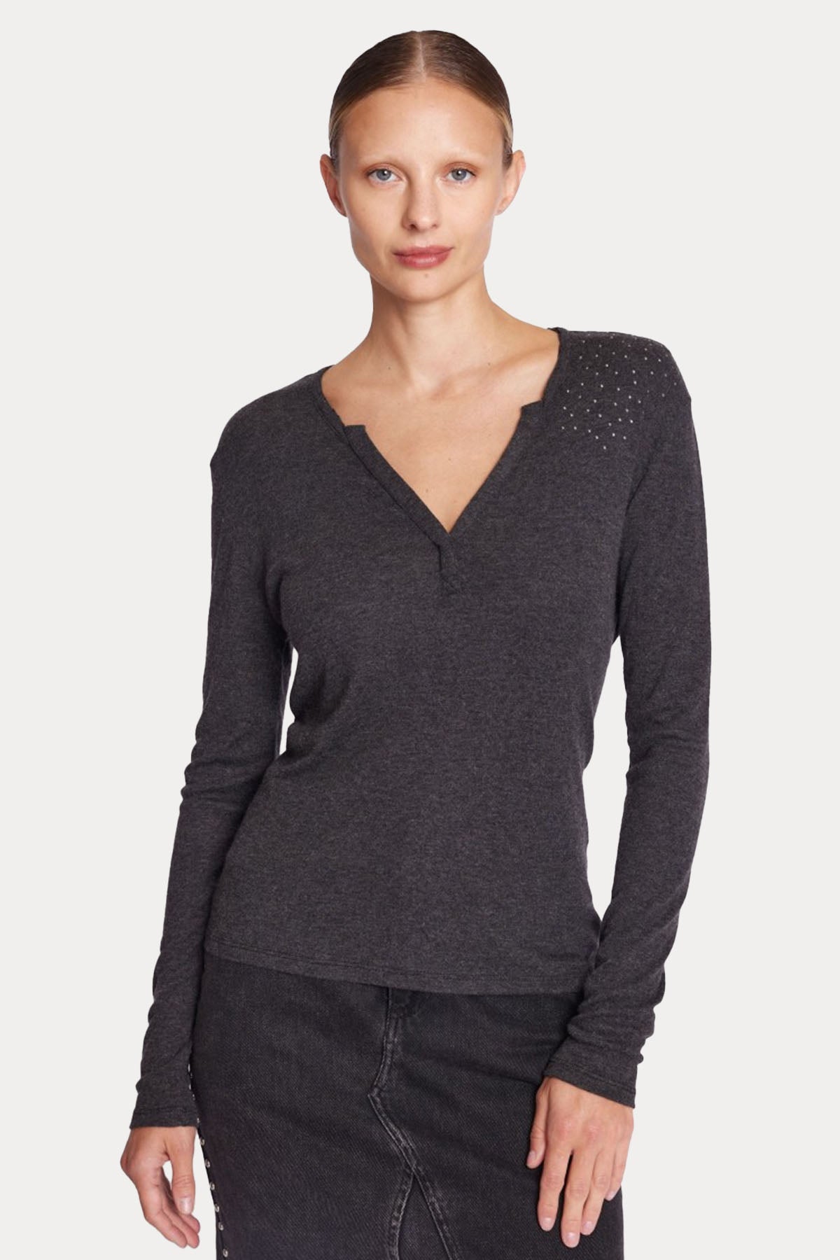 Berenice Elliaswings Sırtta Kanat Desenli V Yaka T-shirt-Libas Trendy Fashion Store