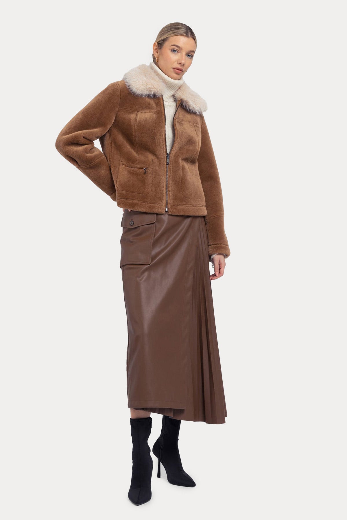 Urbancode Çift Taraflı Eko Kürklü Deri Mont-Libas Trendy Fashion Store