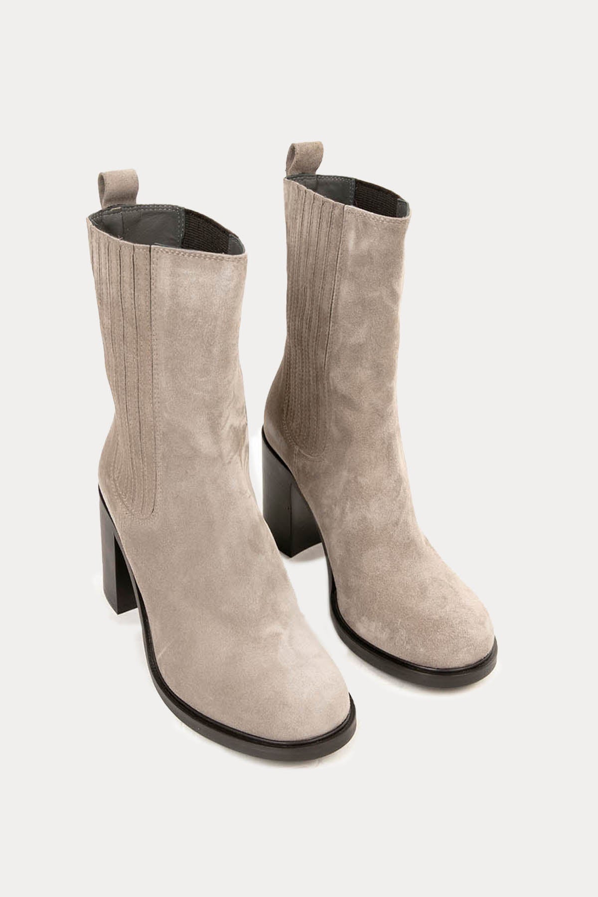 Fruit Elastik Bantlı Süet Topuklu Bot