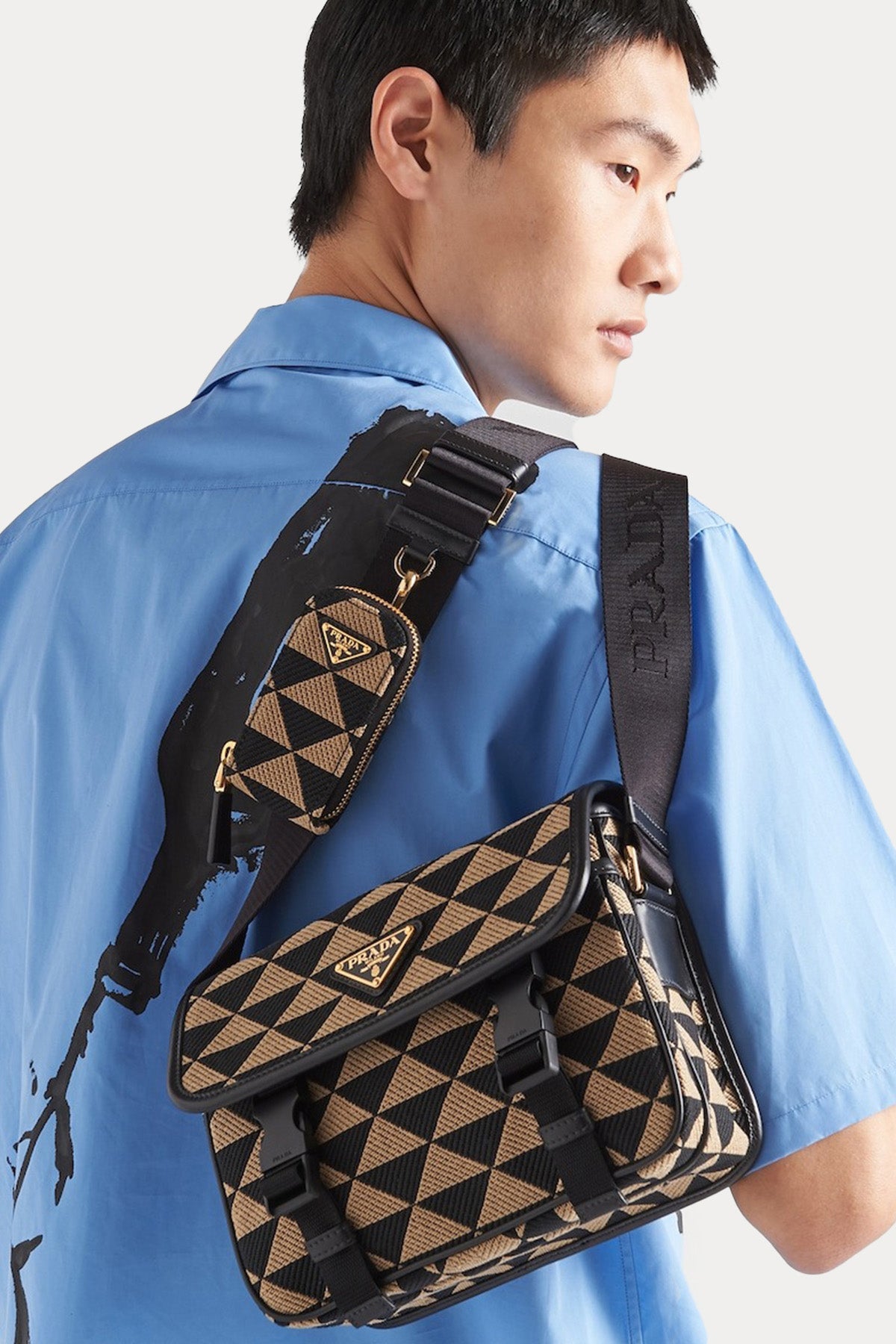 Prada Üçgen Desenli Çapraz Çanta-Libas Trendy Fashion Store