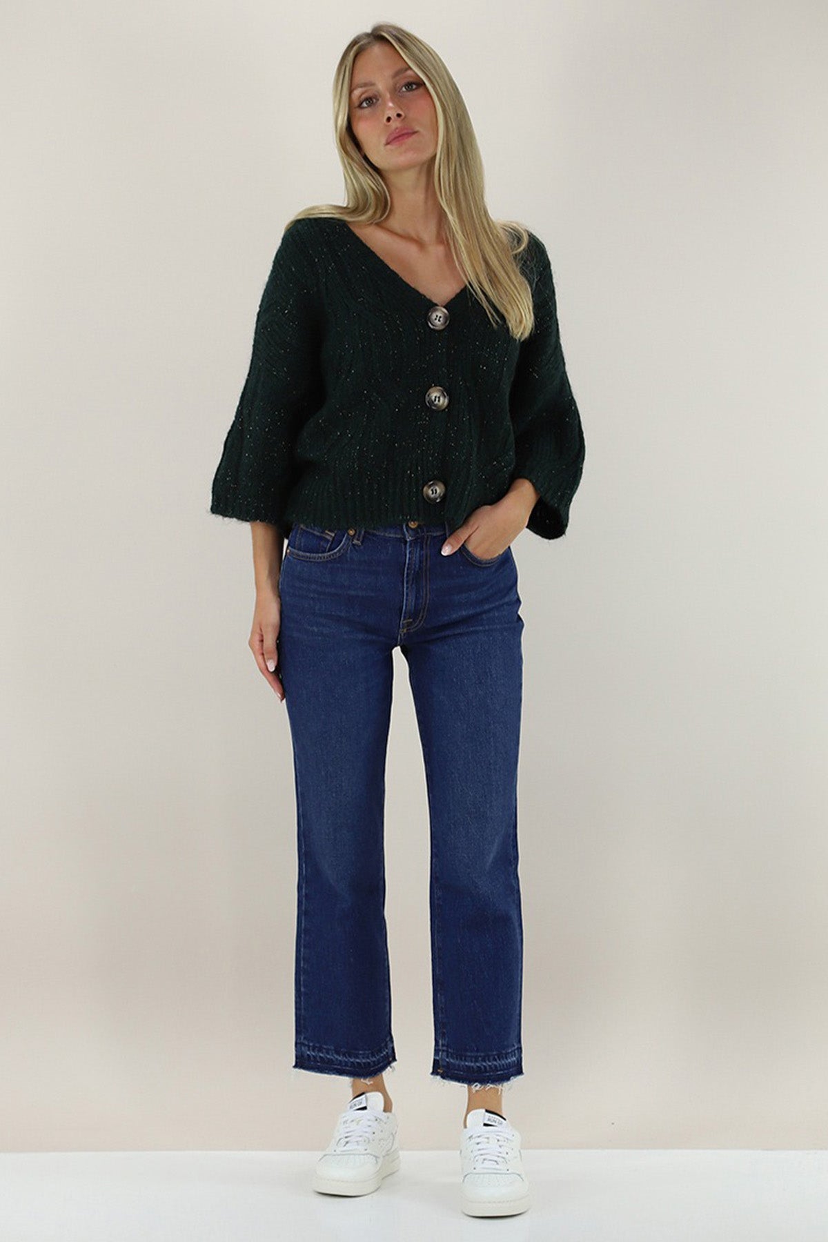 7 For All Mankind Logan Stovepipe Straight Fit Jeans-Libas Trendy Fashion Store